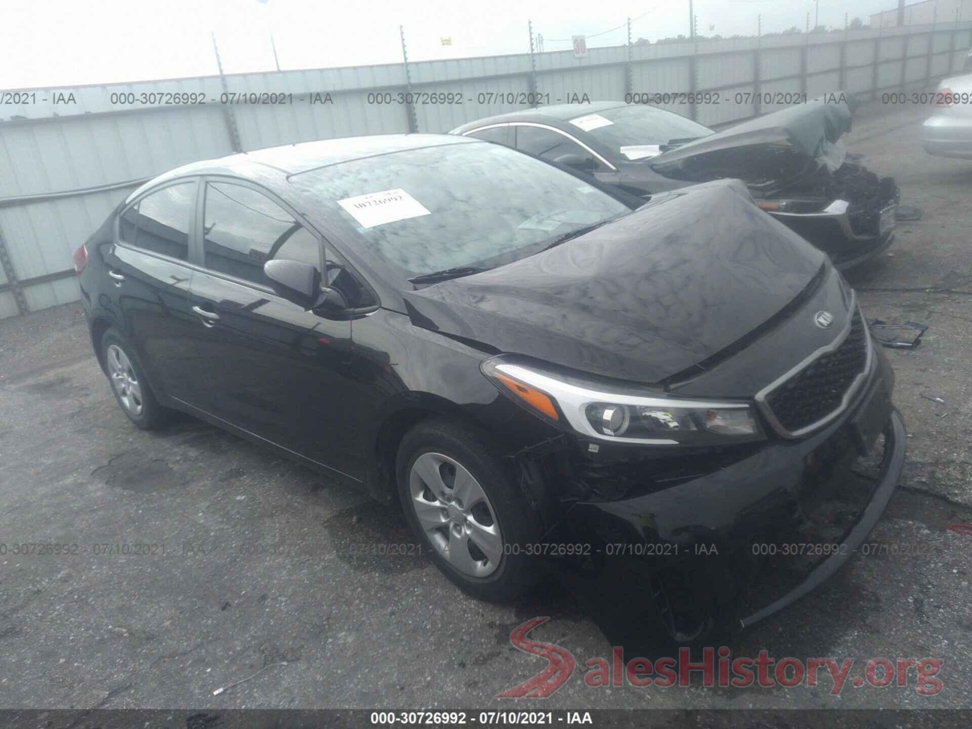 3KPFK4A79JE243564 2018 KIA FORTE