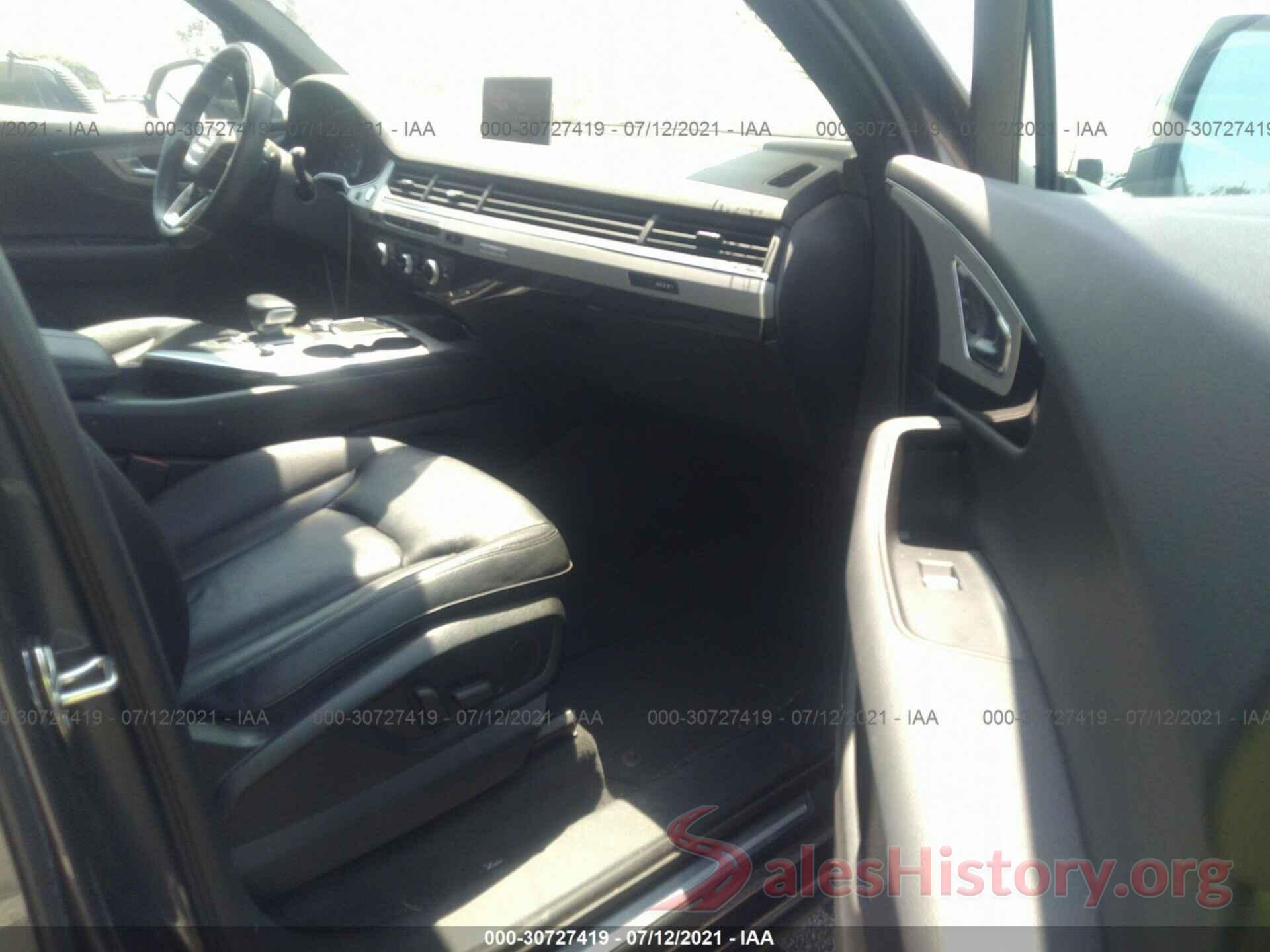 WA1LHAF70JD052779 2018 AUDI Q7