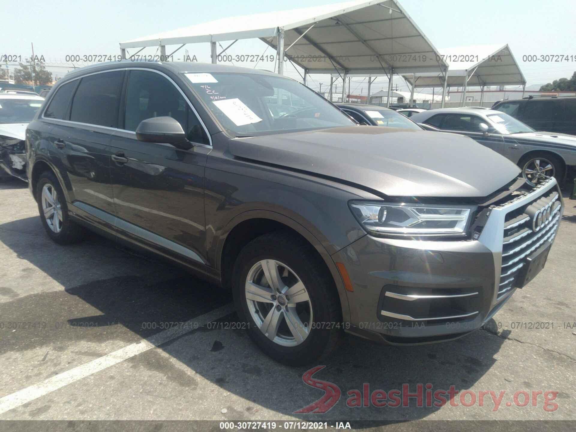 WA1LHAF70JD052779 2018 AUDI Q7