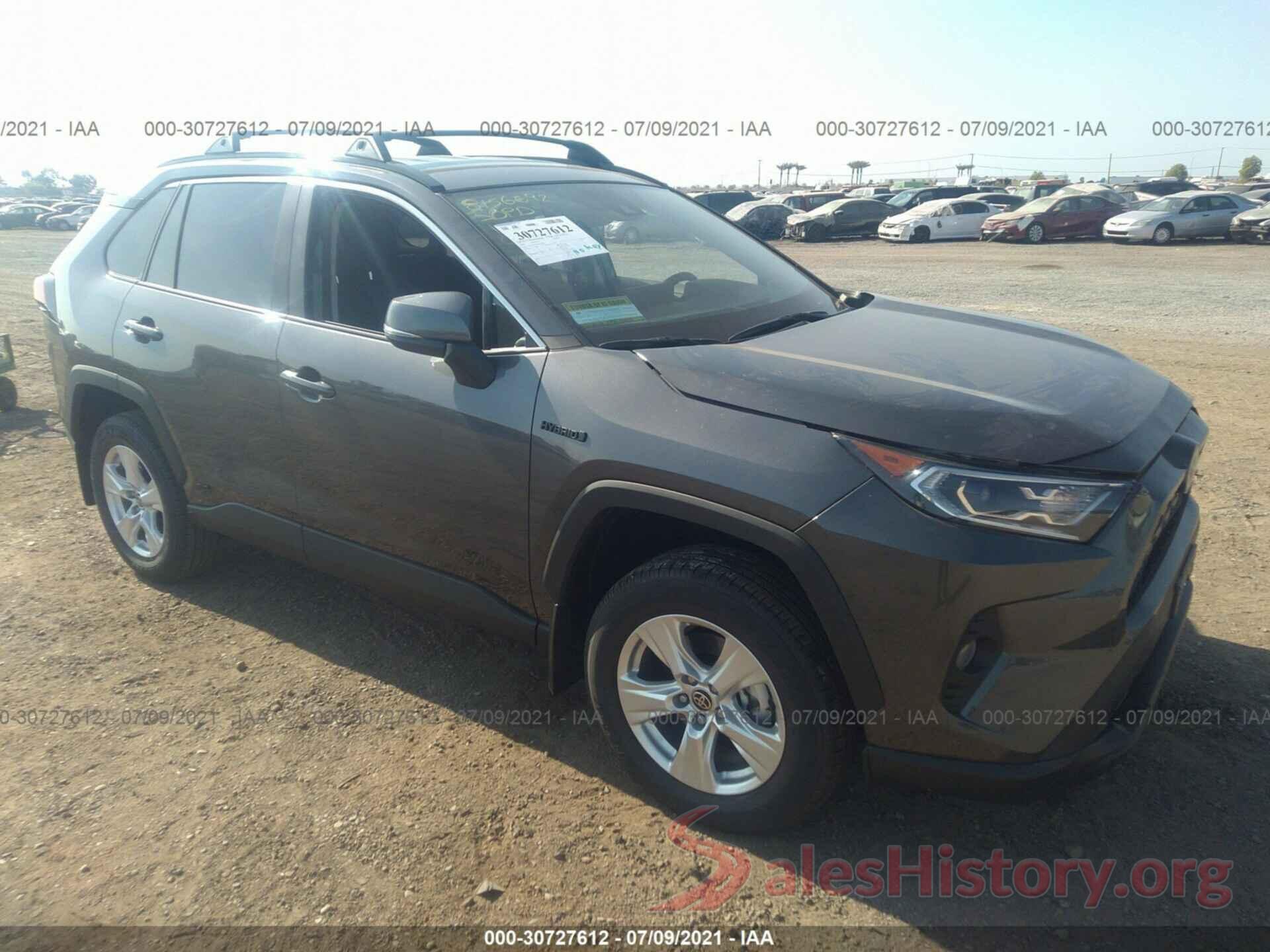 2T3RWRFV4MW119068 2021 TOYOTA RAV4