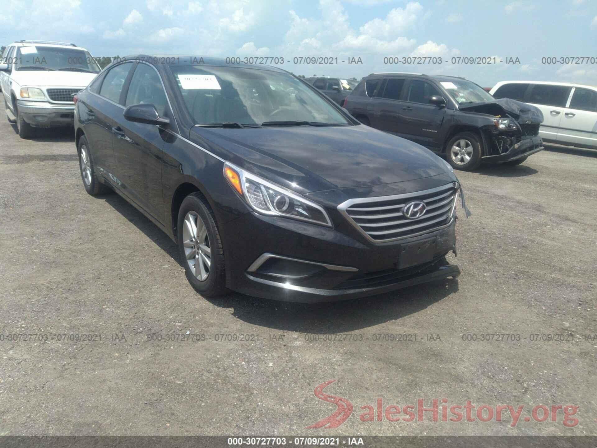 5NPE24AF4HH537303 2017 HYUNDAI SONATA