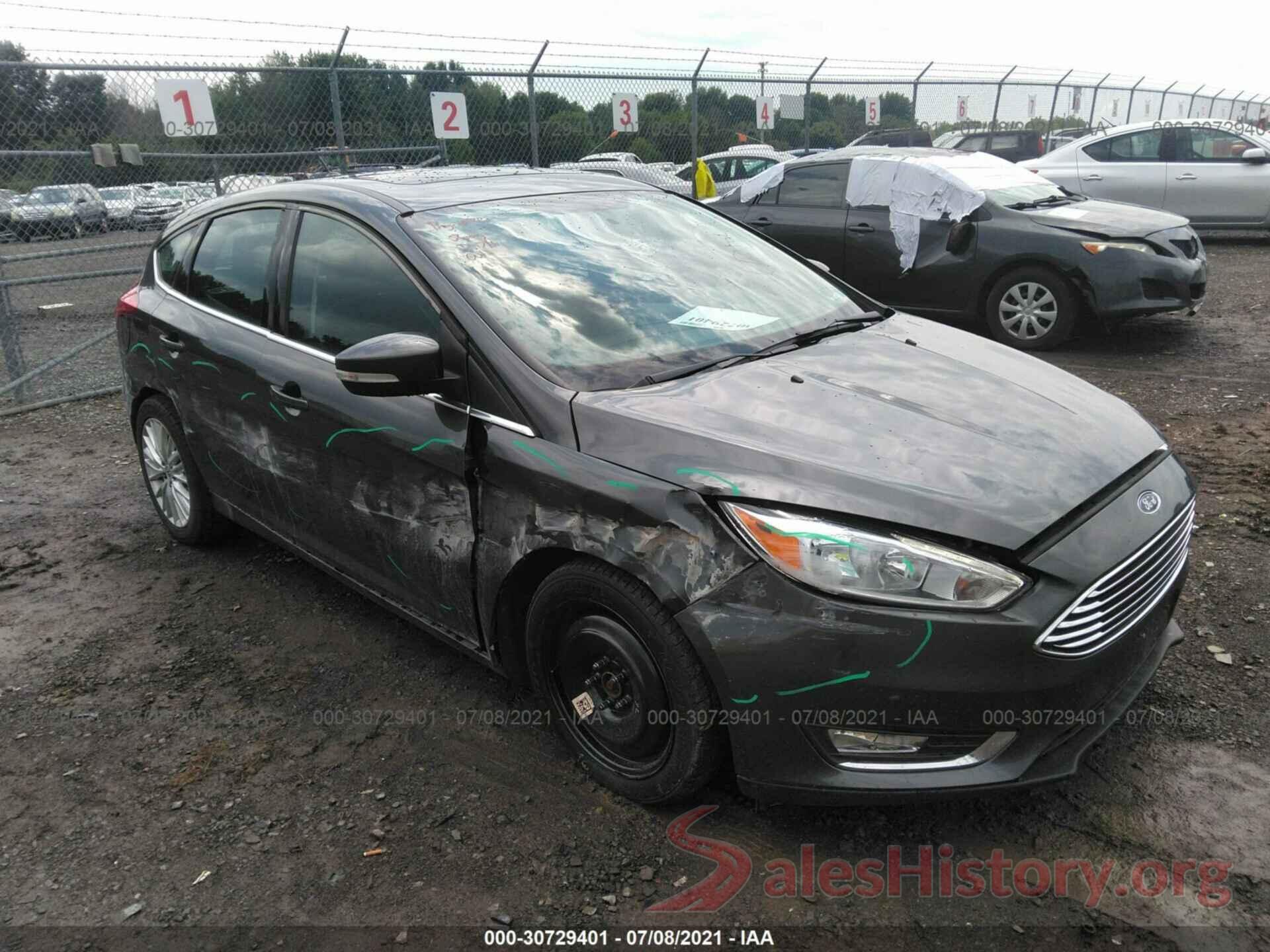 1FADP3N25JL262627 2018 FORD FOCUS