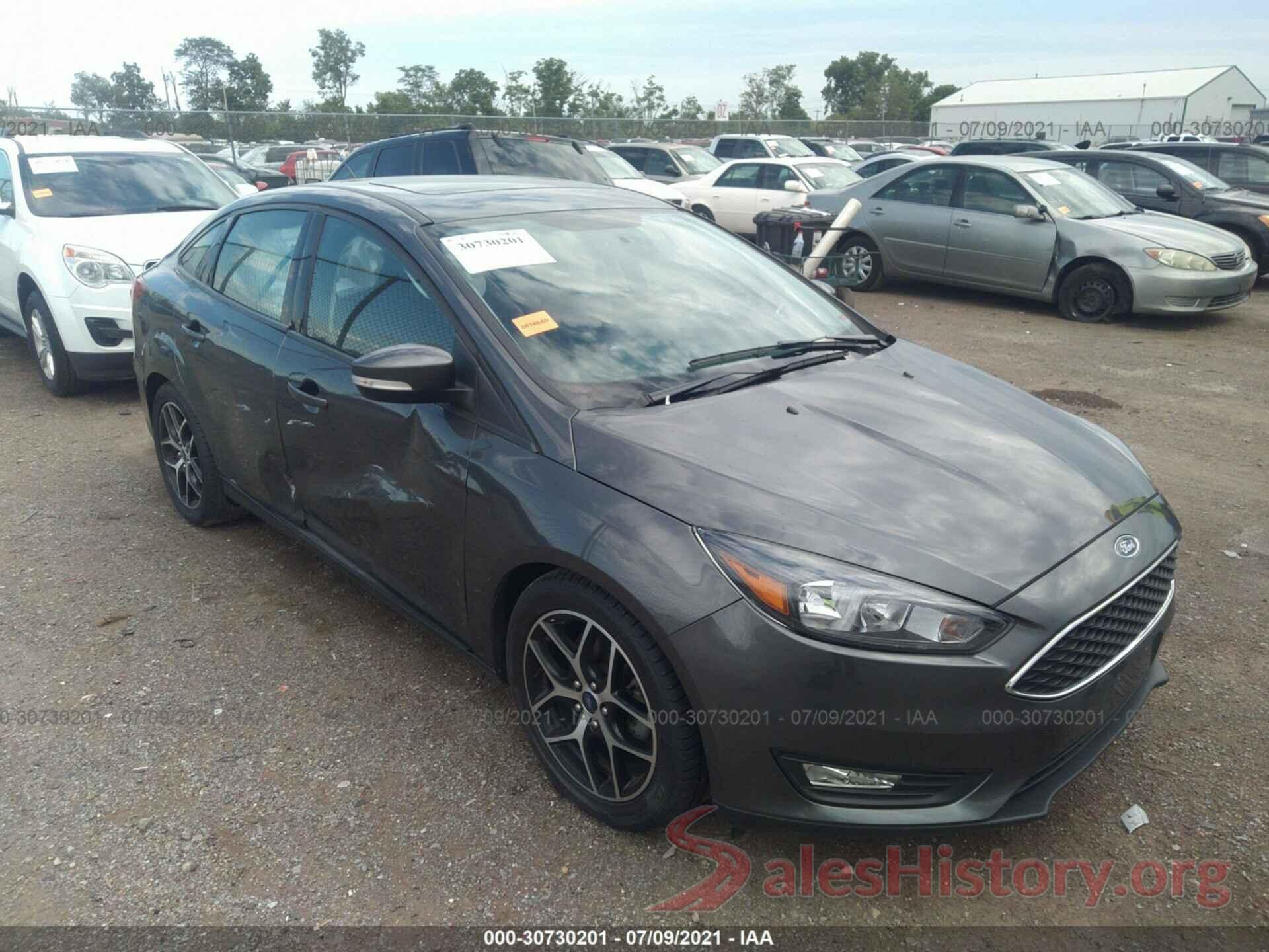 1FADP3H25JL320425 2018 FORD FOCUS