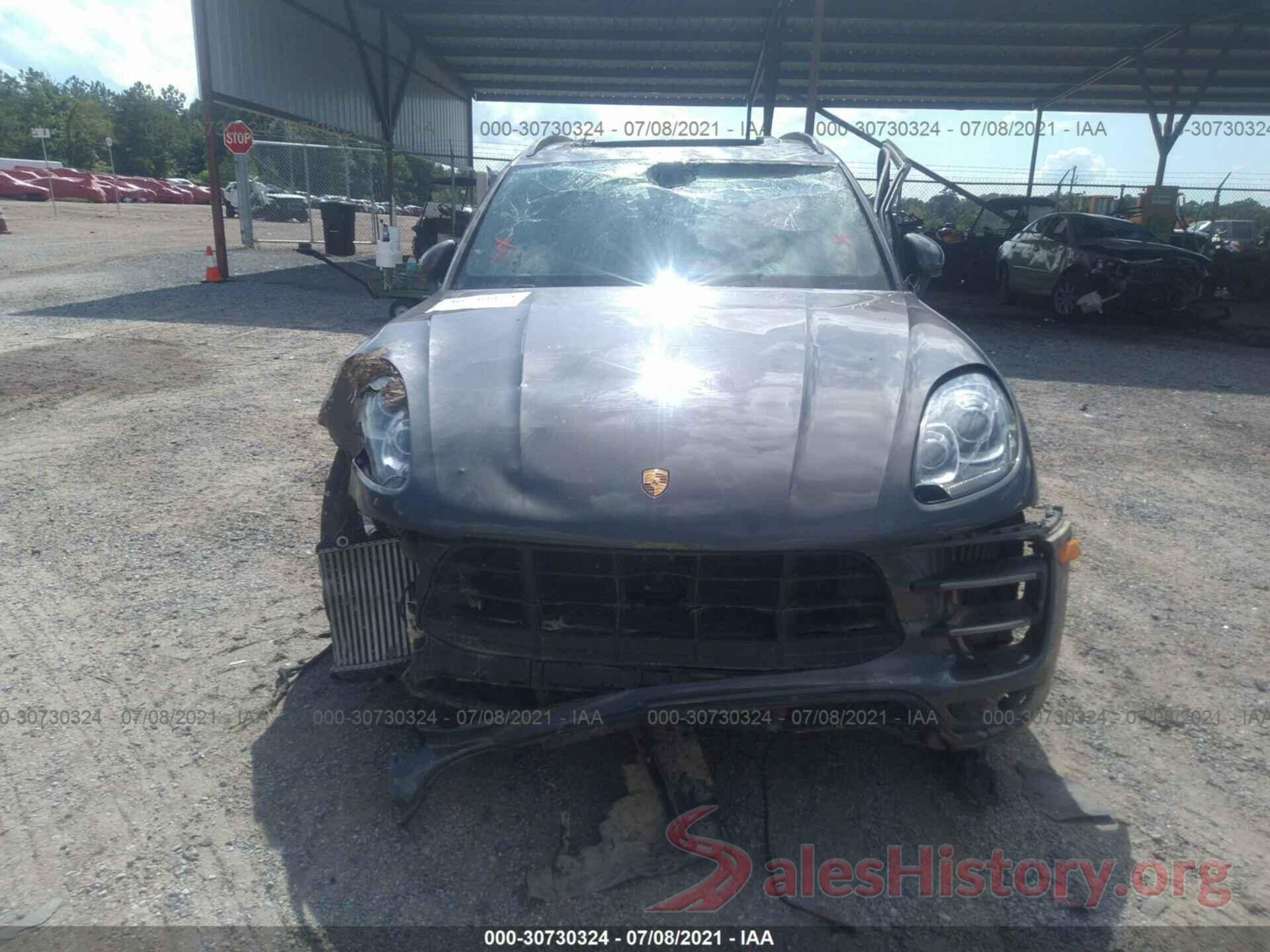 WP1AF2A56GLB93979 2016 PORSCHE MACAN