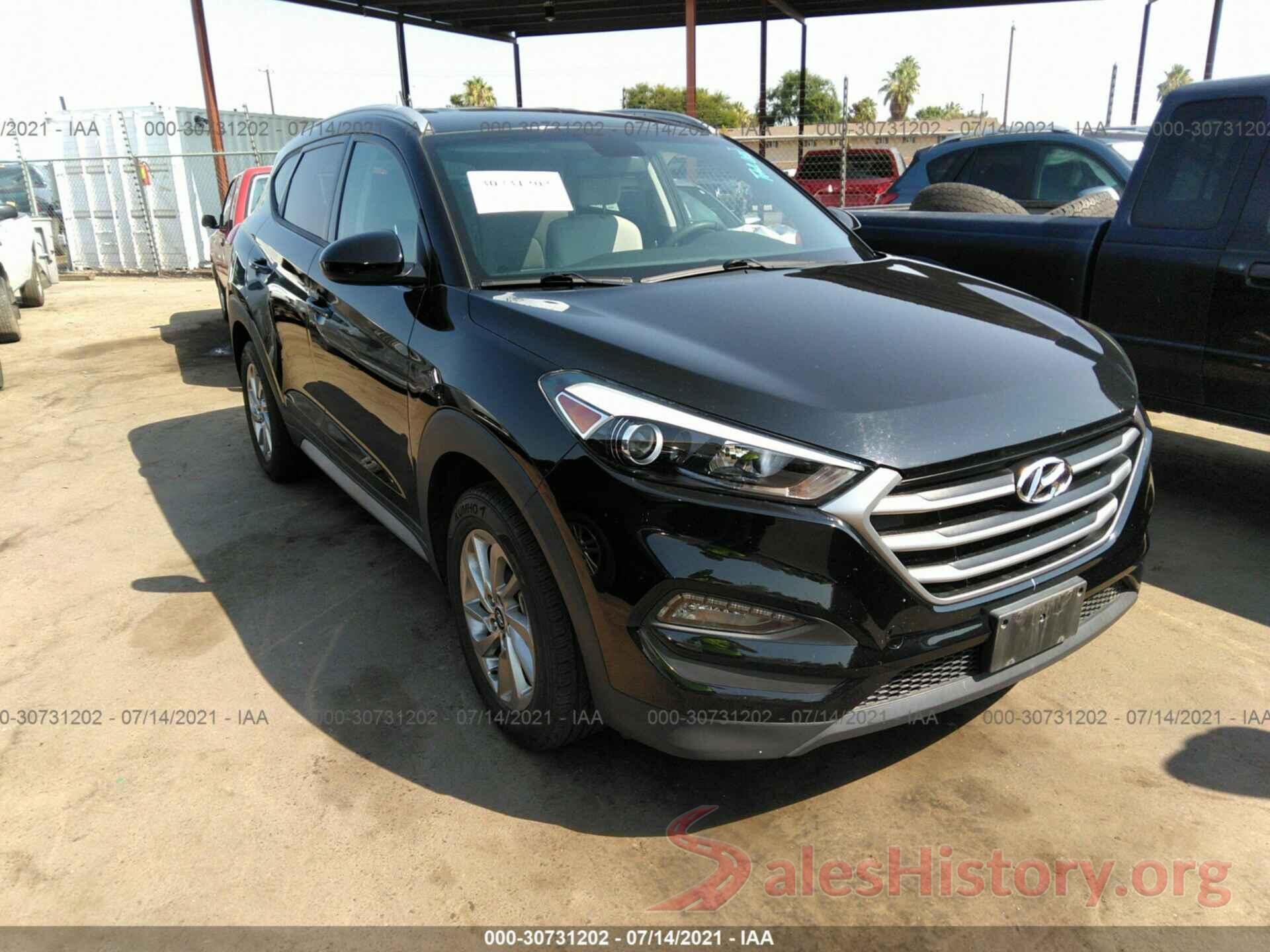 KM8J33A40HU491426 2017 HYUNDAI TUCSON