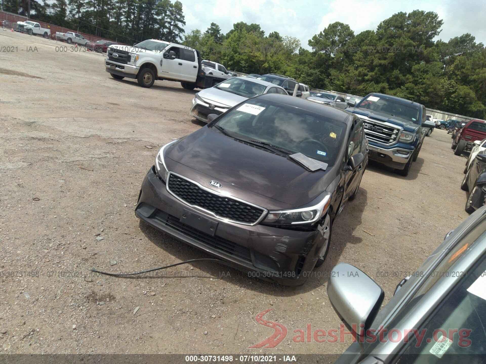 3KPFL4A79HE028077 2017 KIA FORTE