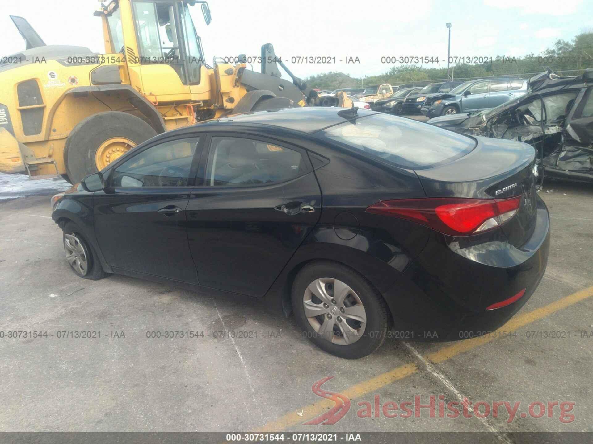 KMHDH4AE5GU647066 2016 HYUNDAI ELANTRA