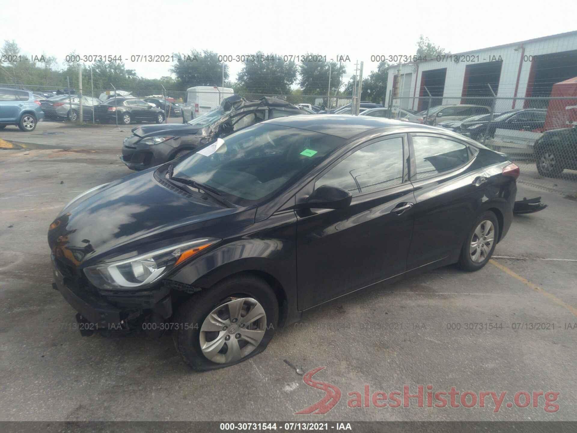 KMHDH4AE5GU647066 2016 HYUNDAI ELANTRA