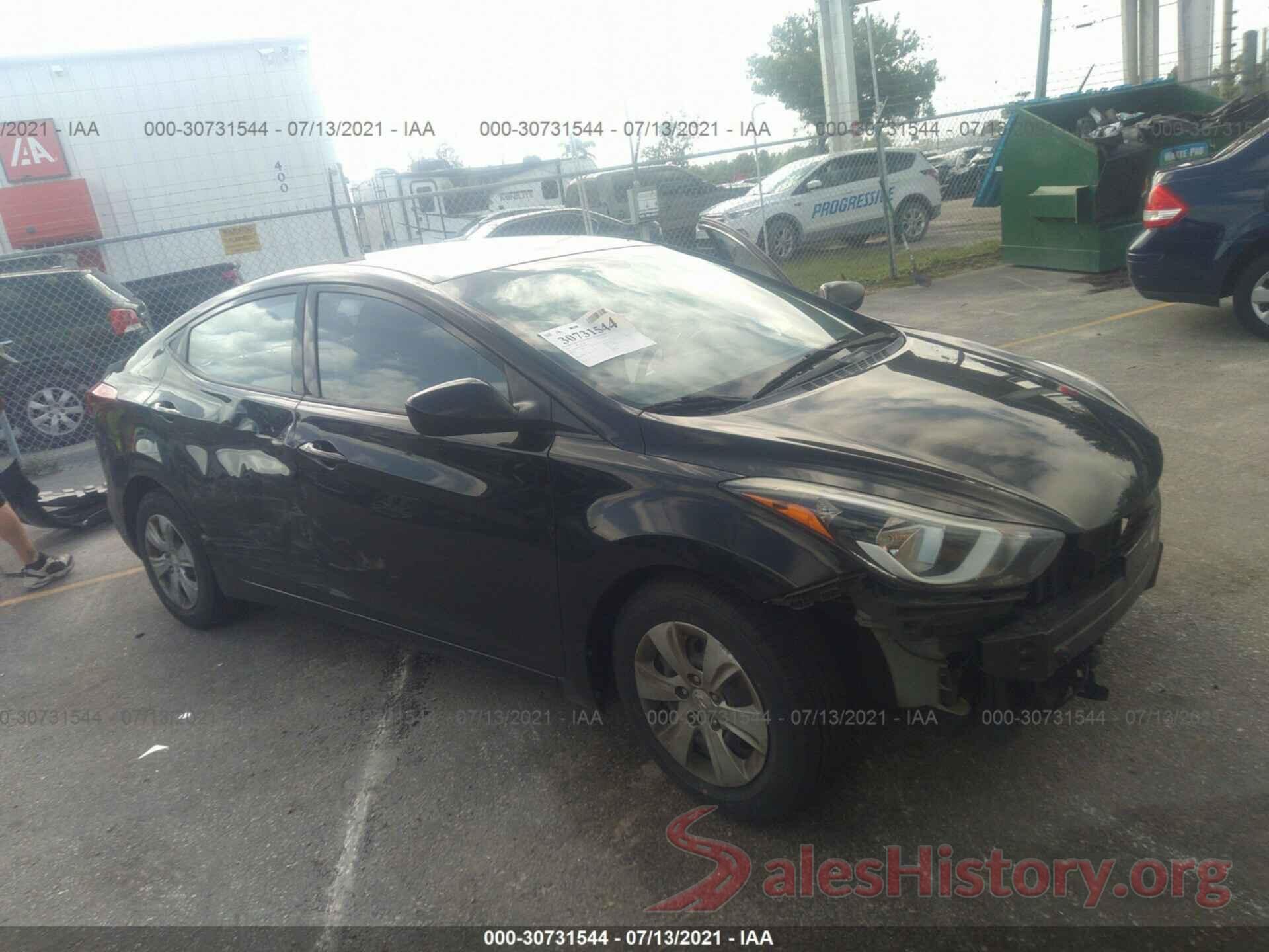 KMHDH4AE5GU647066 2016 HYUNDAI ELANTRA