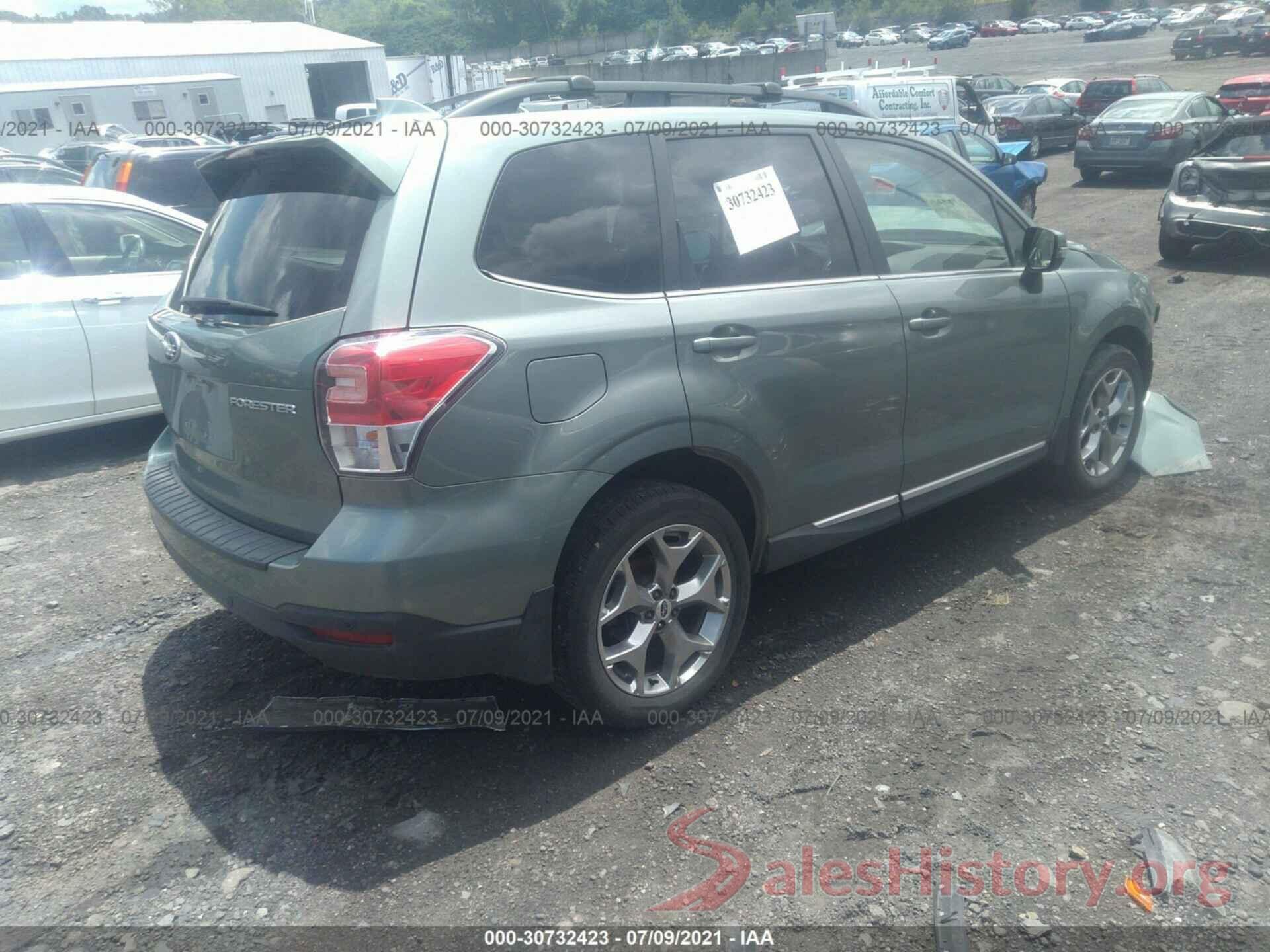 JF2SJAWC1JH418651 2018 SUBARU FORESTER