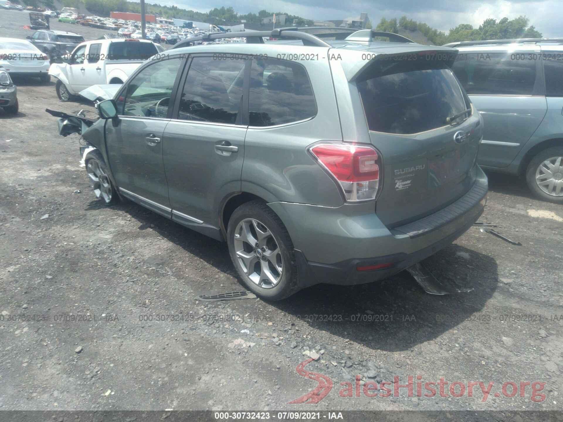 JF2SJAWC1JH418651 2018 SUBARU FORESTER