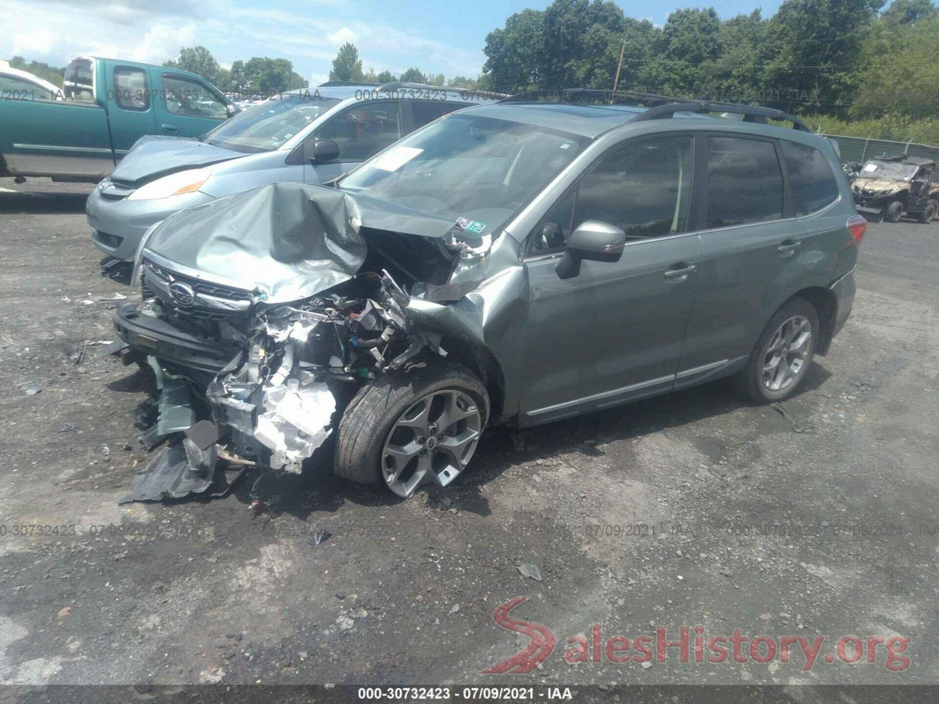 JF2SJAWC1JH418651 2018 SUBARU FORESTER