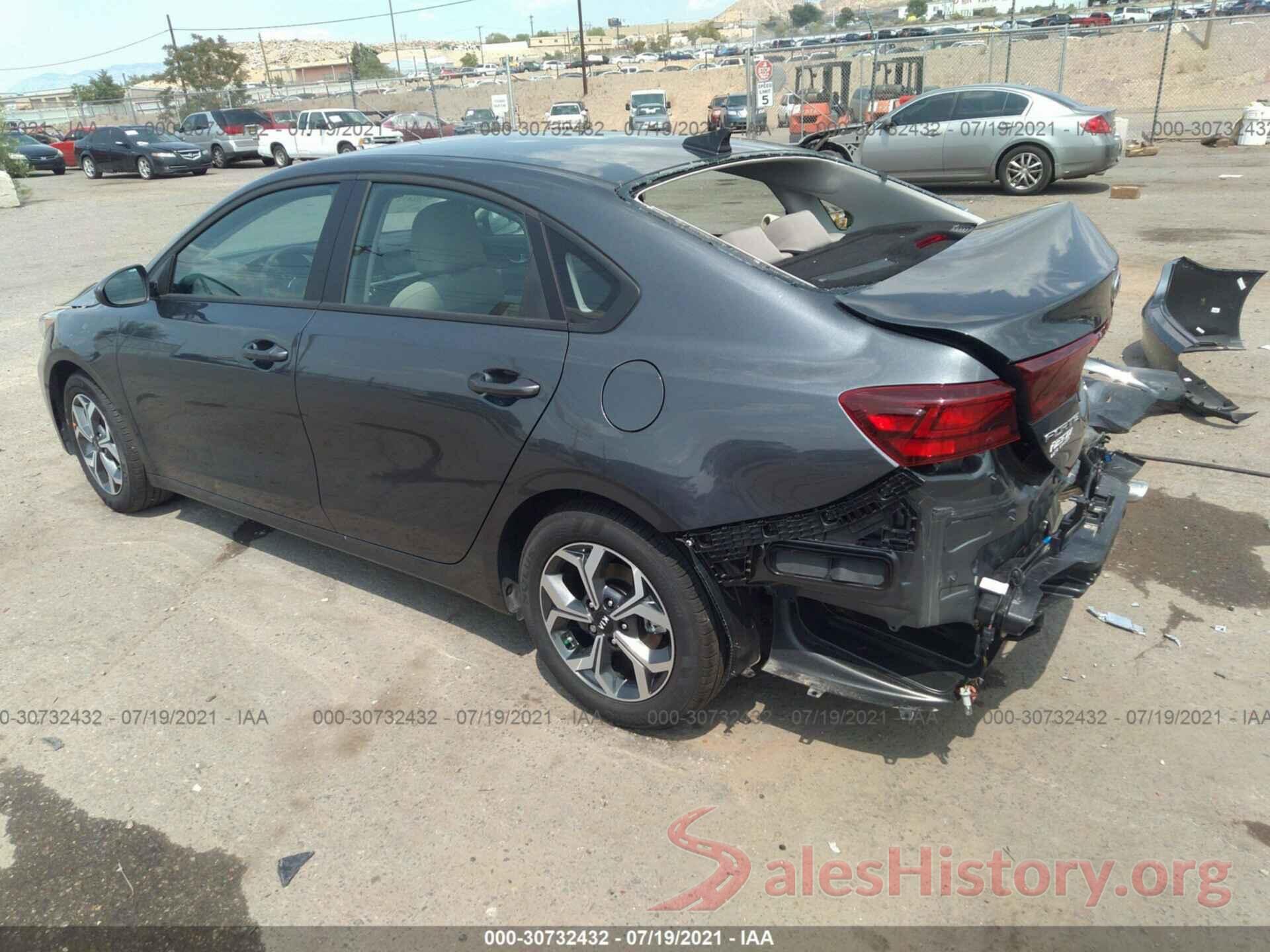 3KPF24AD4ME377506 2021 KIA FORTE