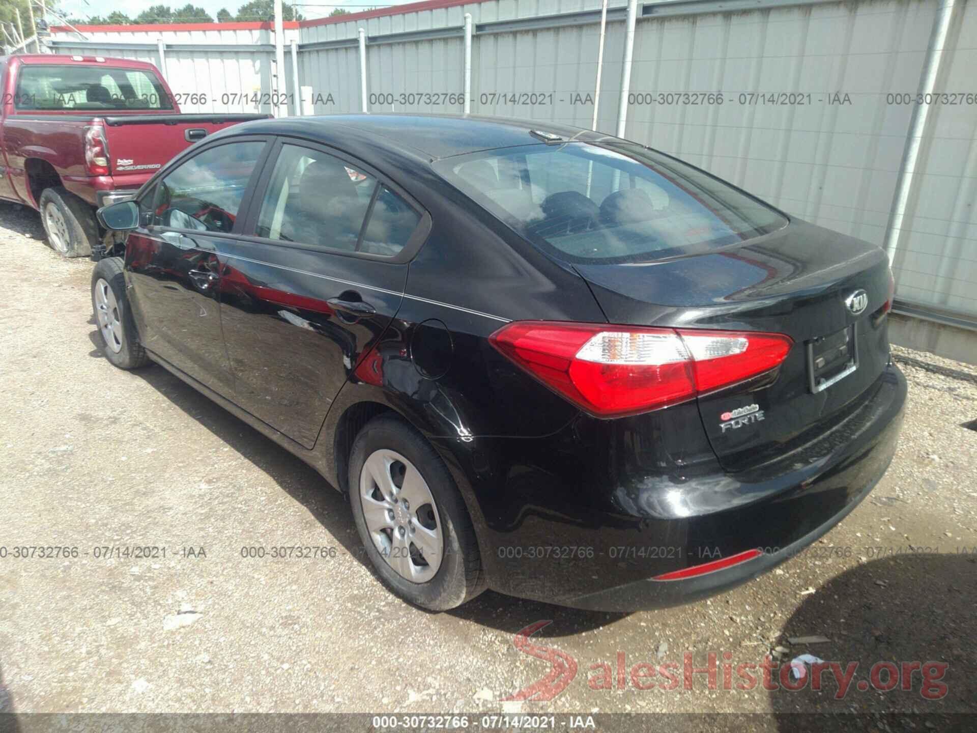 KNAFK4A66G5607223 2016 KIA FORTE