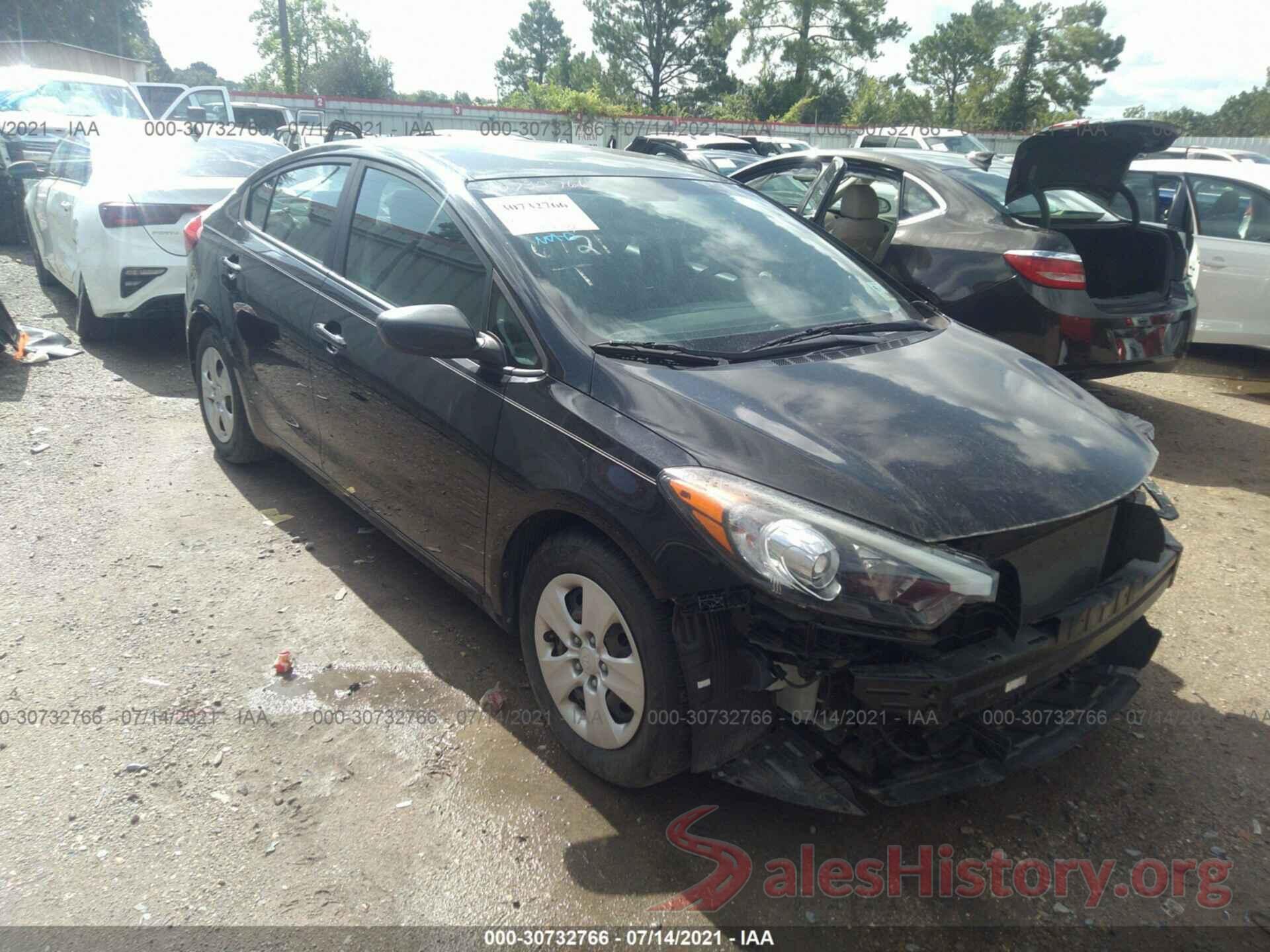 KNAFK4A66G5607223 2016 KIA FORTE