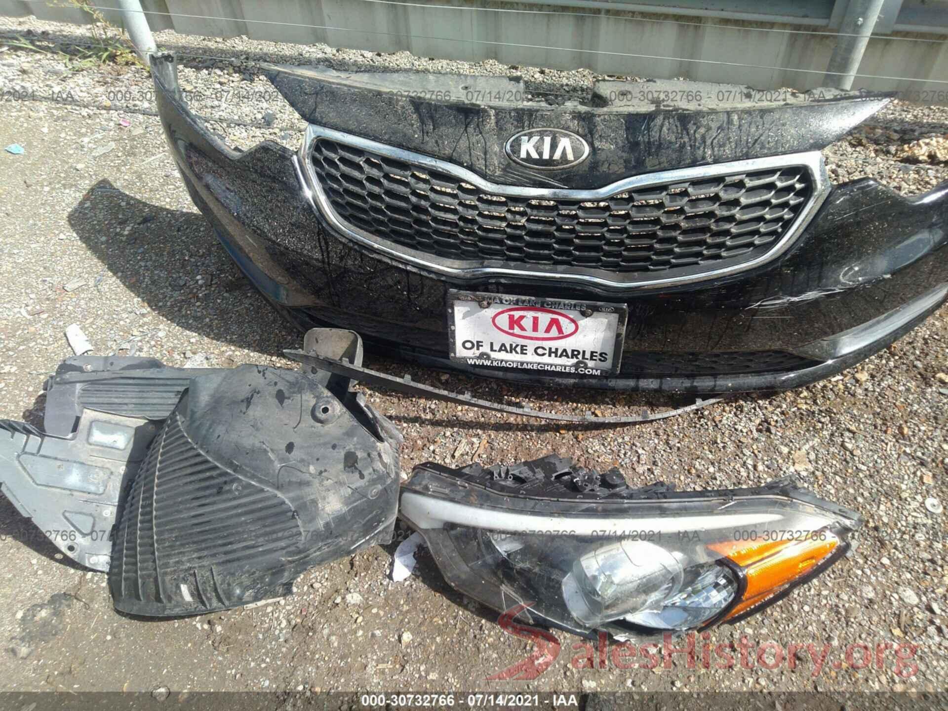 KNAFK4A66G5607223 2016 KIA FORTE