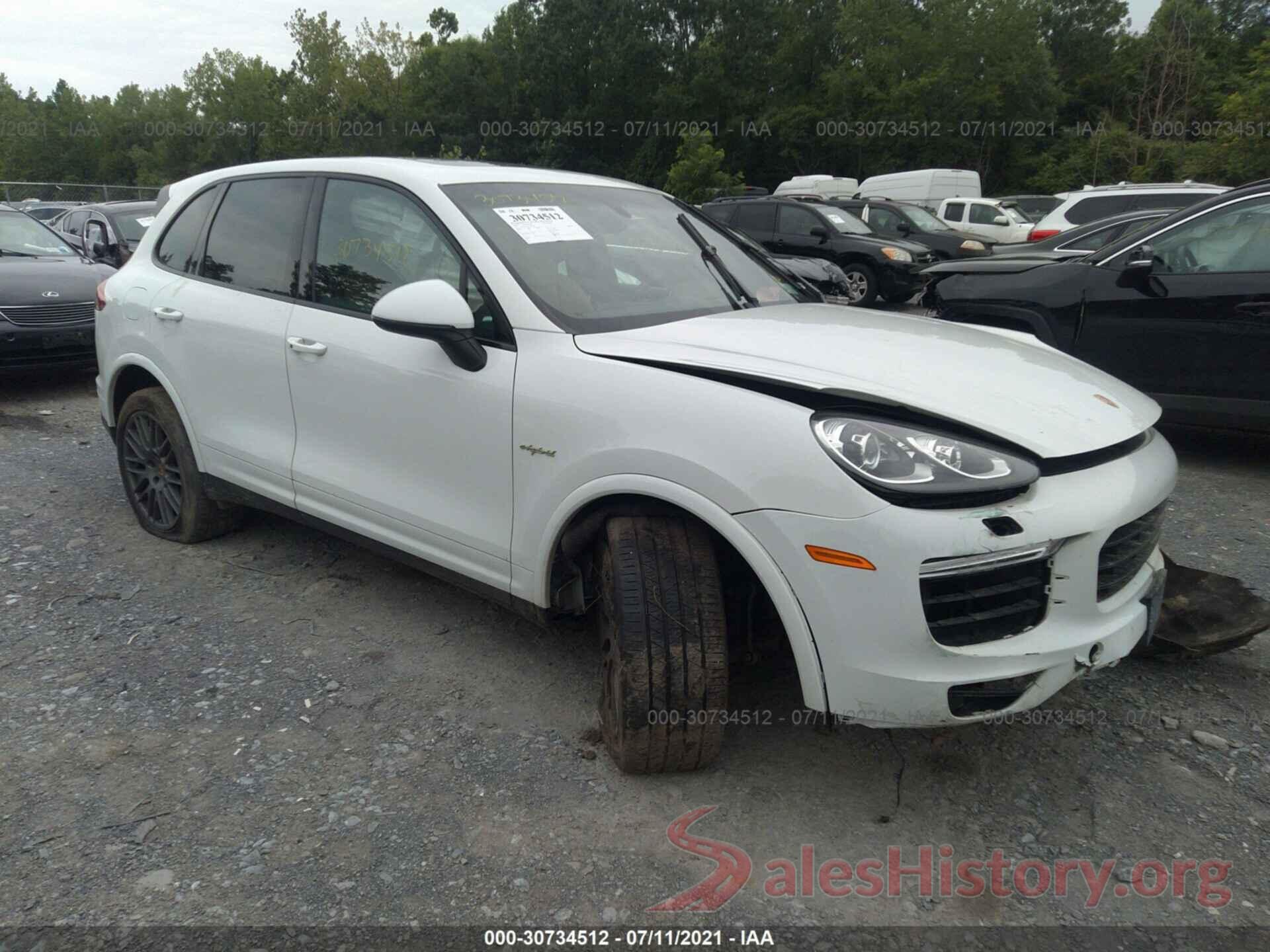 WP1AE2A25HLA75285 2017 PORSCHE CAYENNE