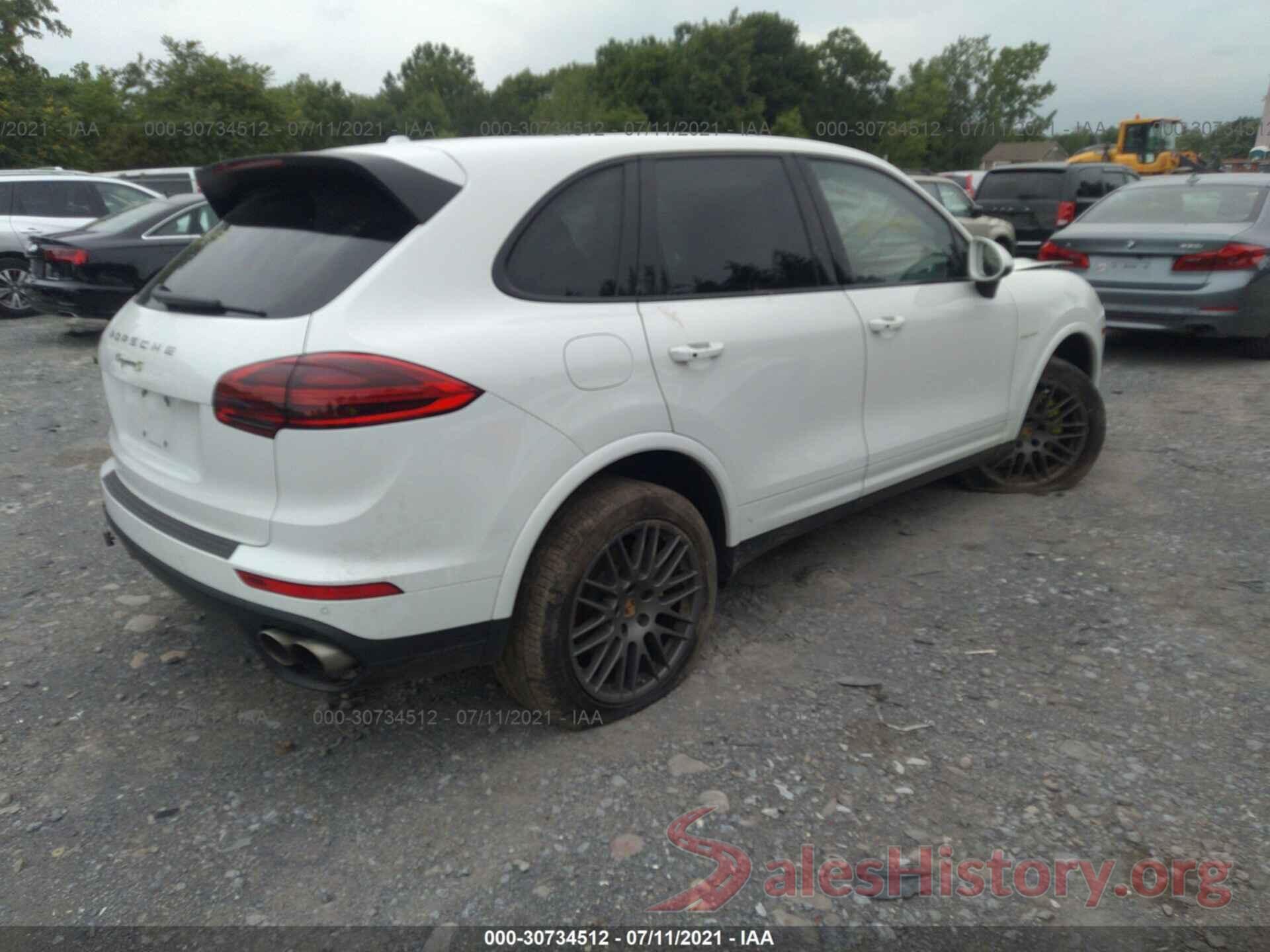 WP1AE2A25HLA75285 2017 PORSCHE CAYENNE