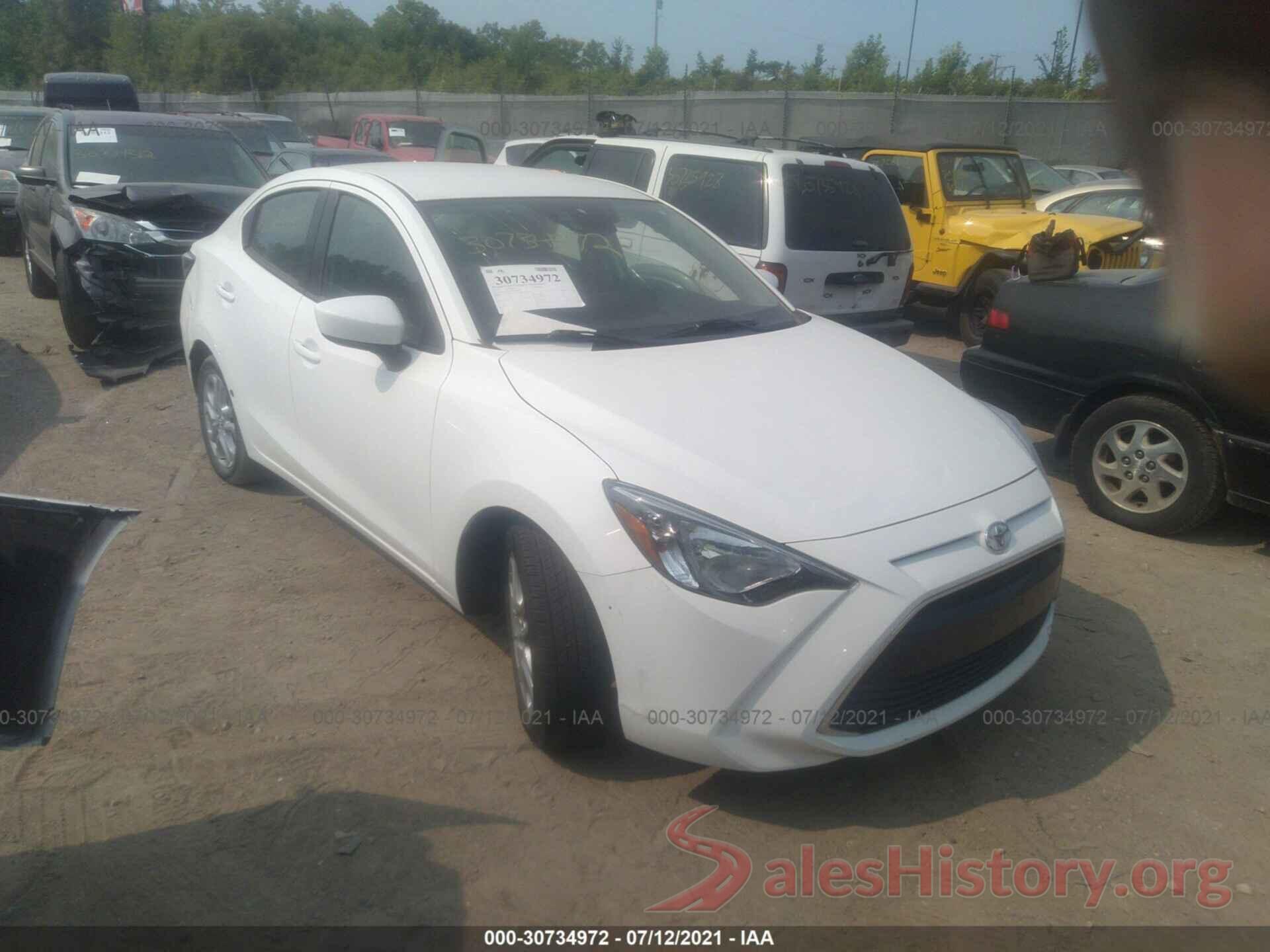 3MYDLBYV6HY172802 2017 TOYOTA YARIS IA