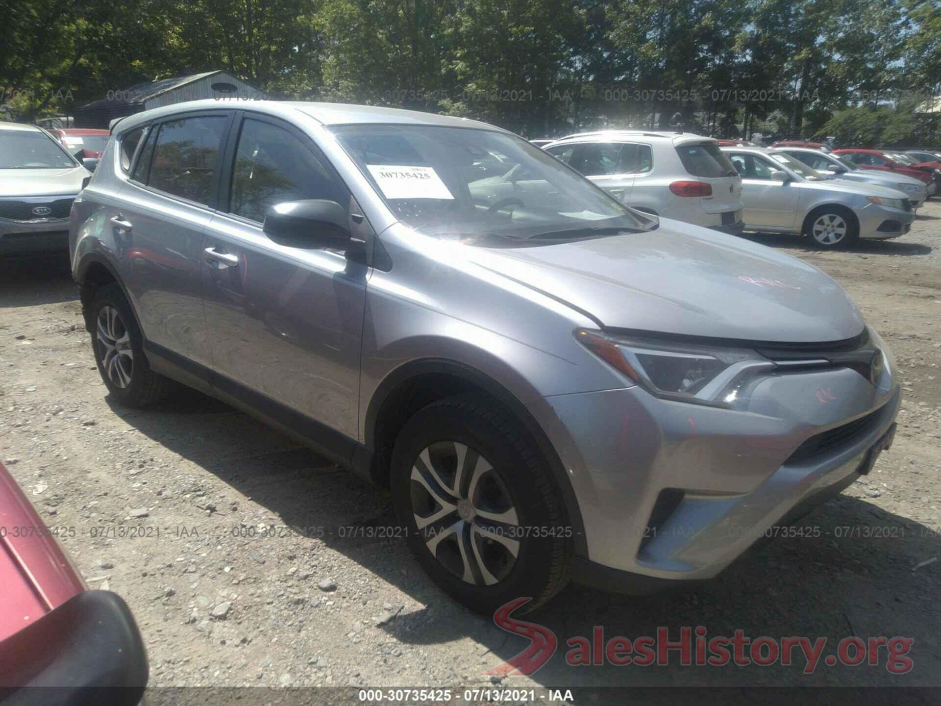 JTMBFREV5JJ207558 2018 TOYOTA RAV4