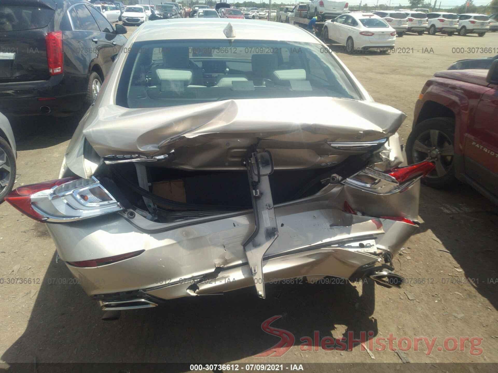 1HGCV2F59JA019415 2018 HONDA ACCORD SEDAN