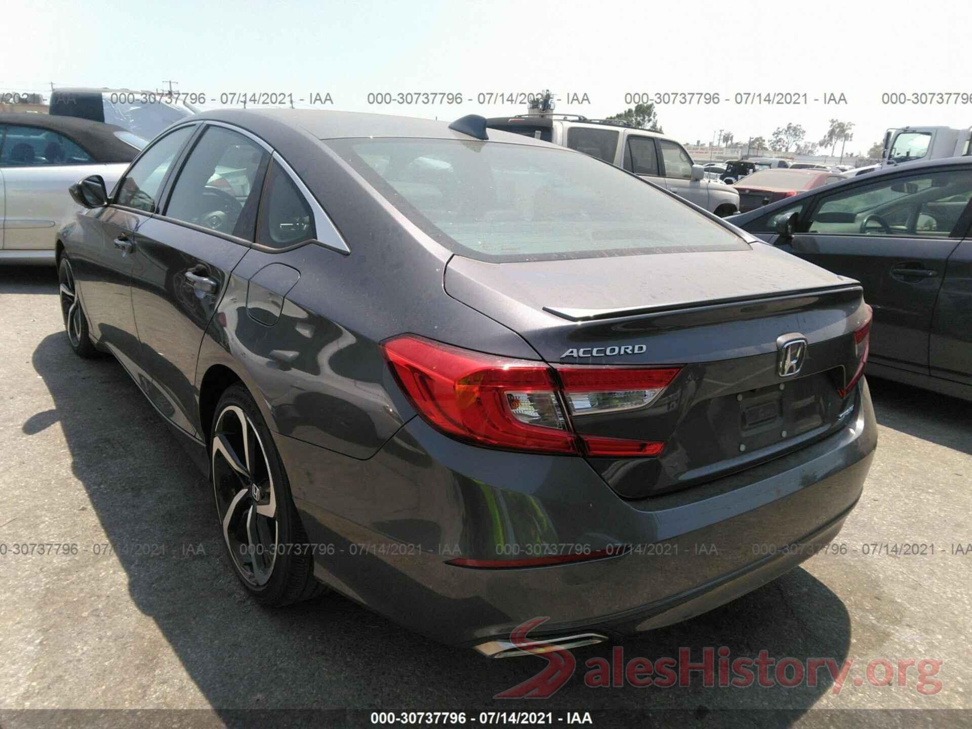 1HGCV1F32JA184876 2018 HONDA ACCORD SEDAN