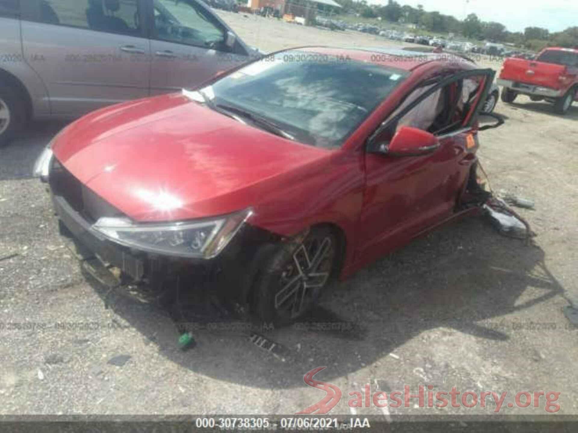 KMHD04LB8KU832277 2019 HYUNDAI ELANTRA