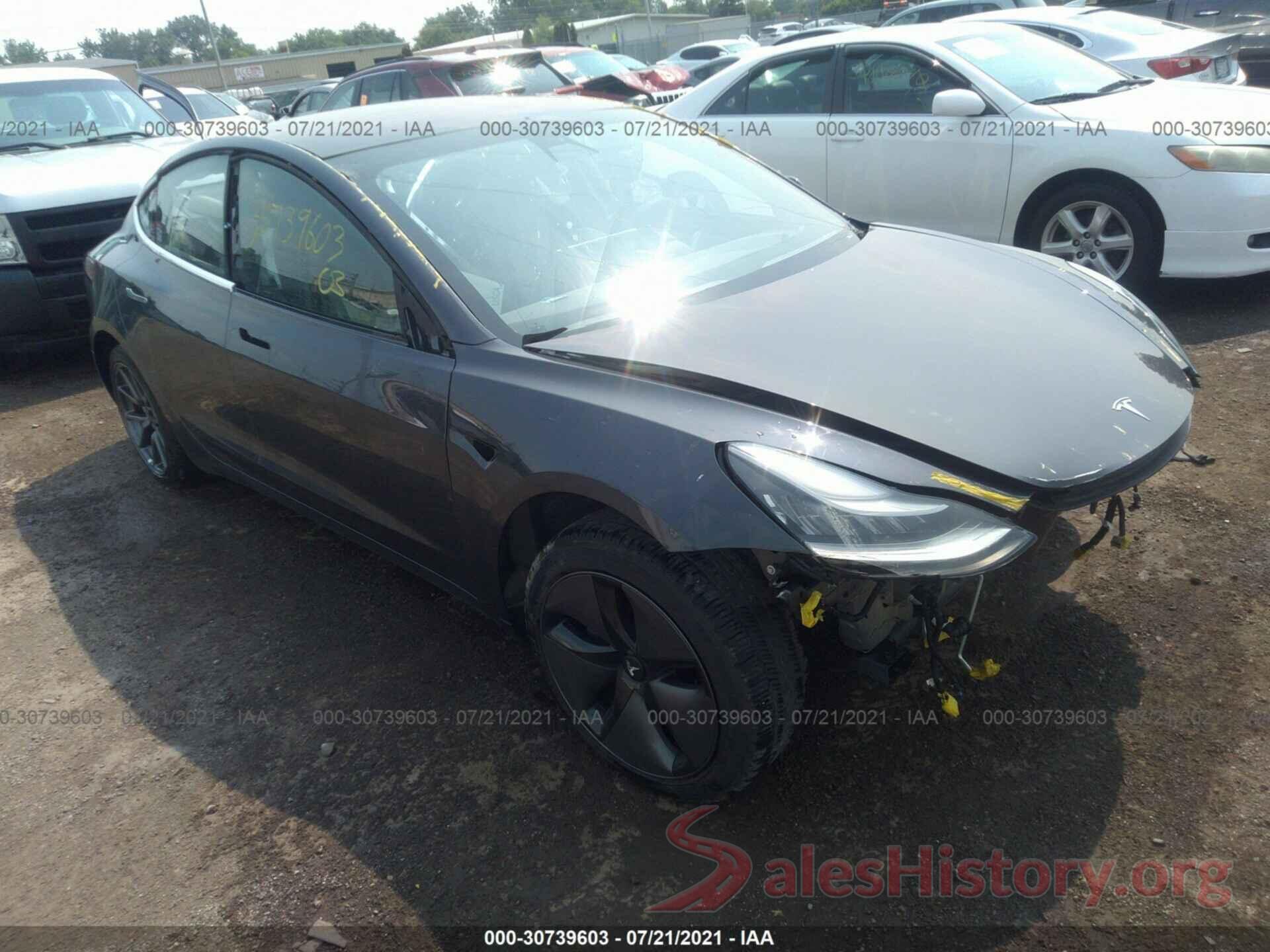 5YJ3E1EB8JF094064 2018 TESLA MODEL 3