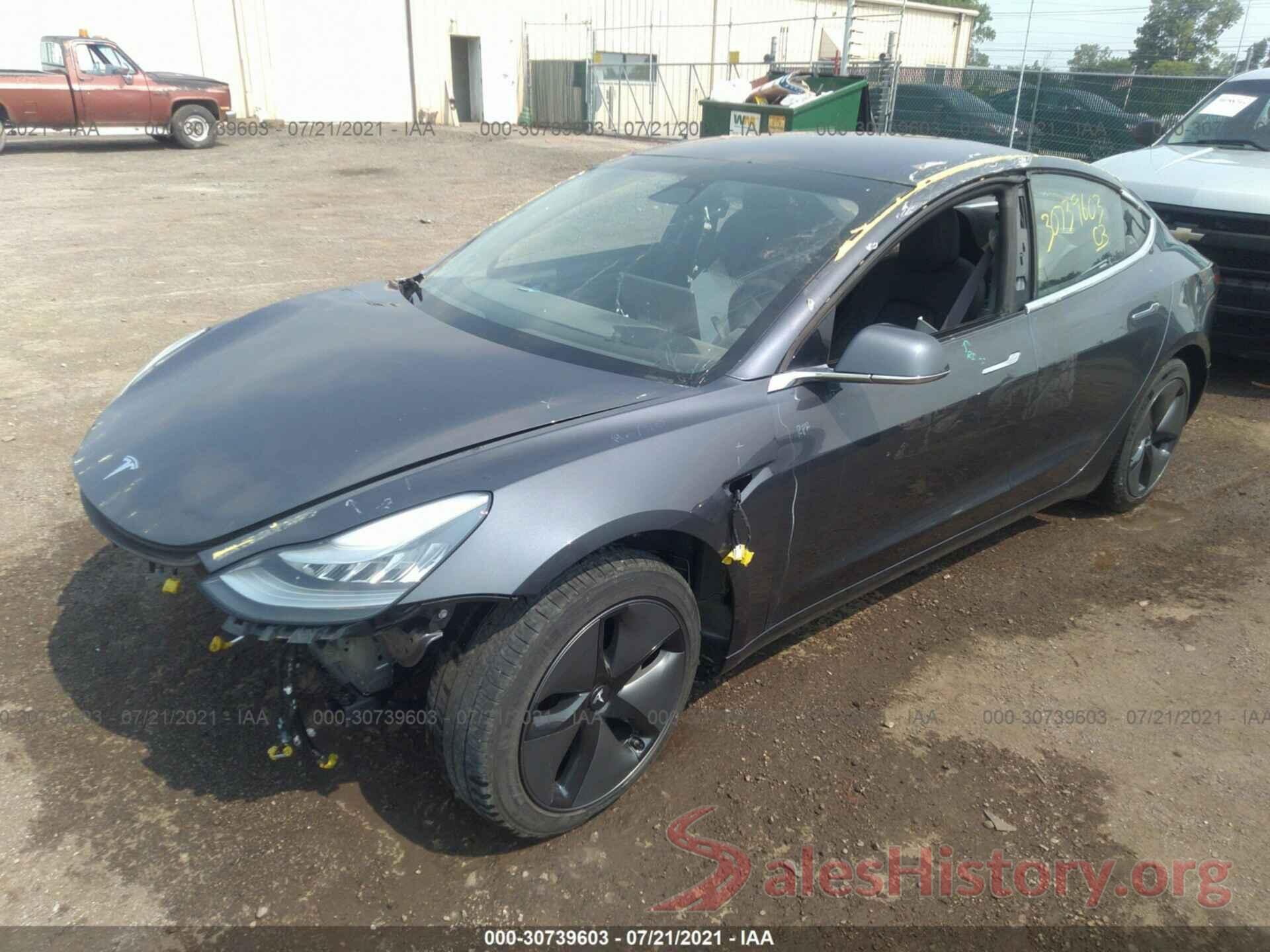 5YJ3E1EB8JF094064 2018 TESLA MODEL 3