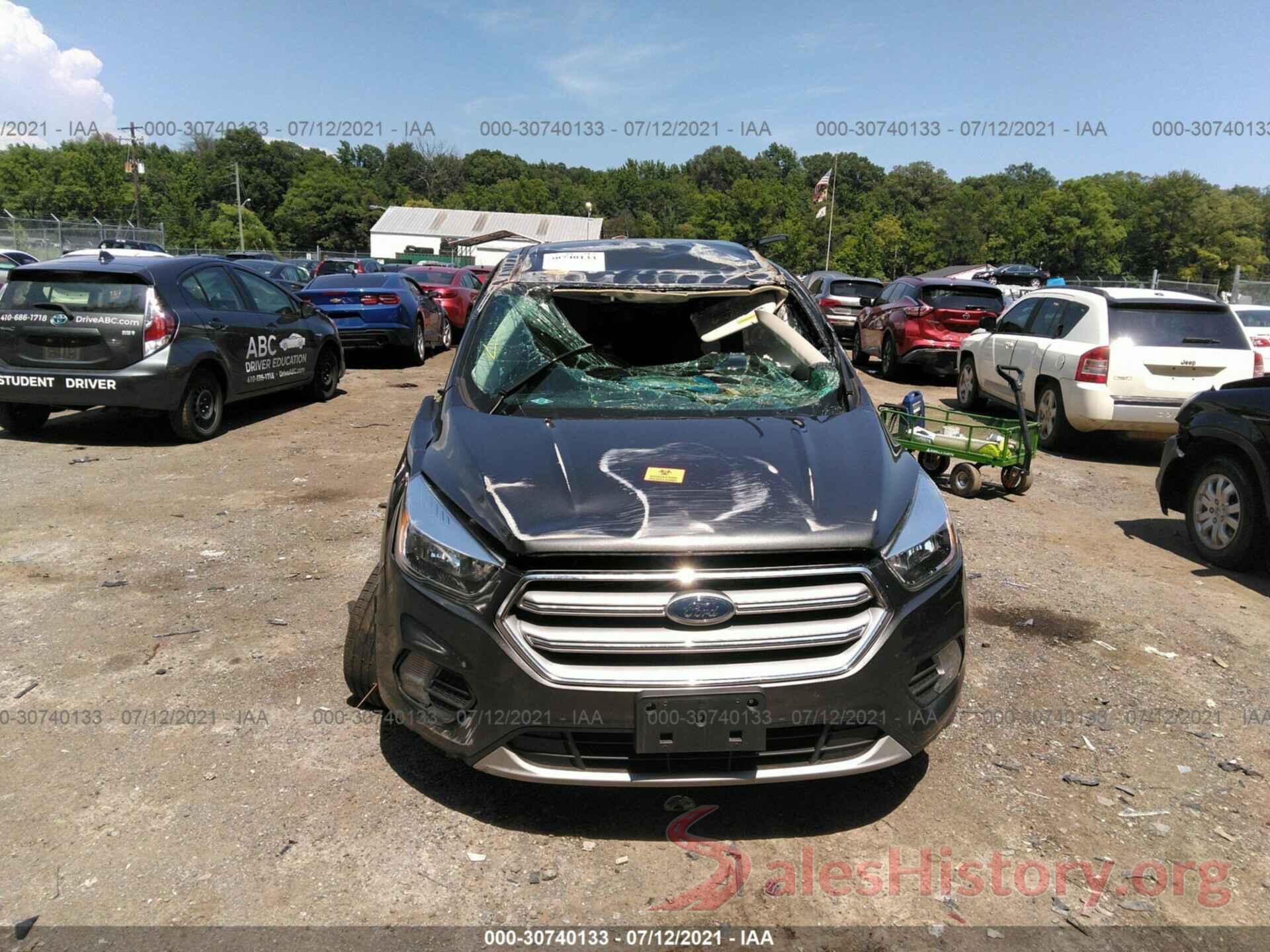 1FMCU9GD2HUE68052 2017 FORD ESCAPE