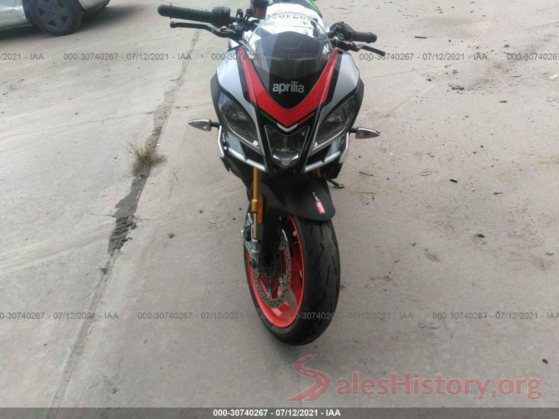 ZD4KGUA07HS000267 2017 APRILIA TUONO