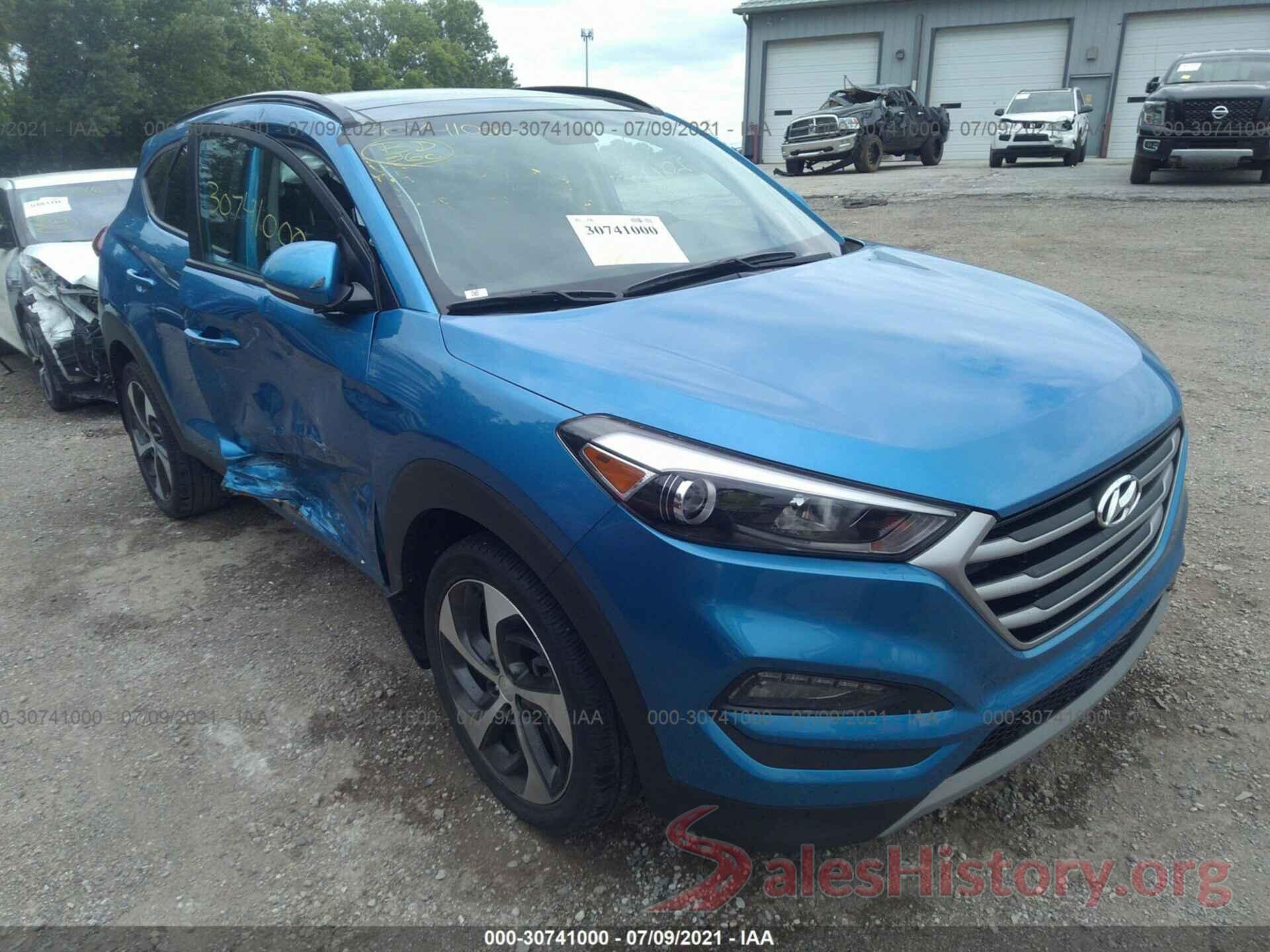 KM8J33A29HU550696 2017 HYUNDAI TUCSON