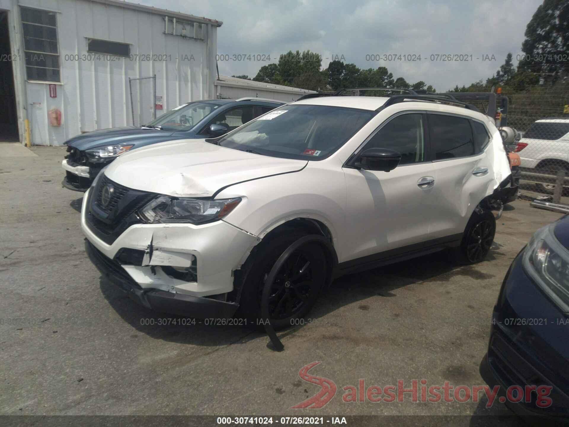 5N1AT2MV8JC768639 2018 NISSAN ROGUE