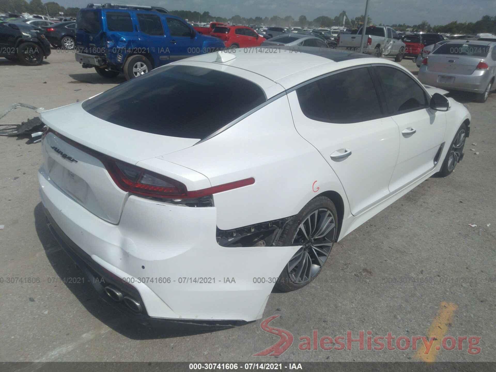 KNAE25LA9J6024147 2018 KIA STINGER