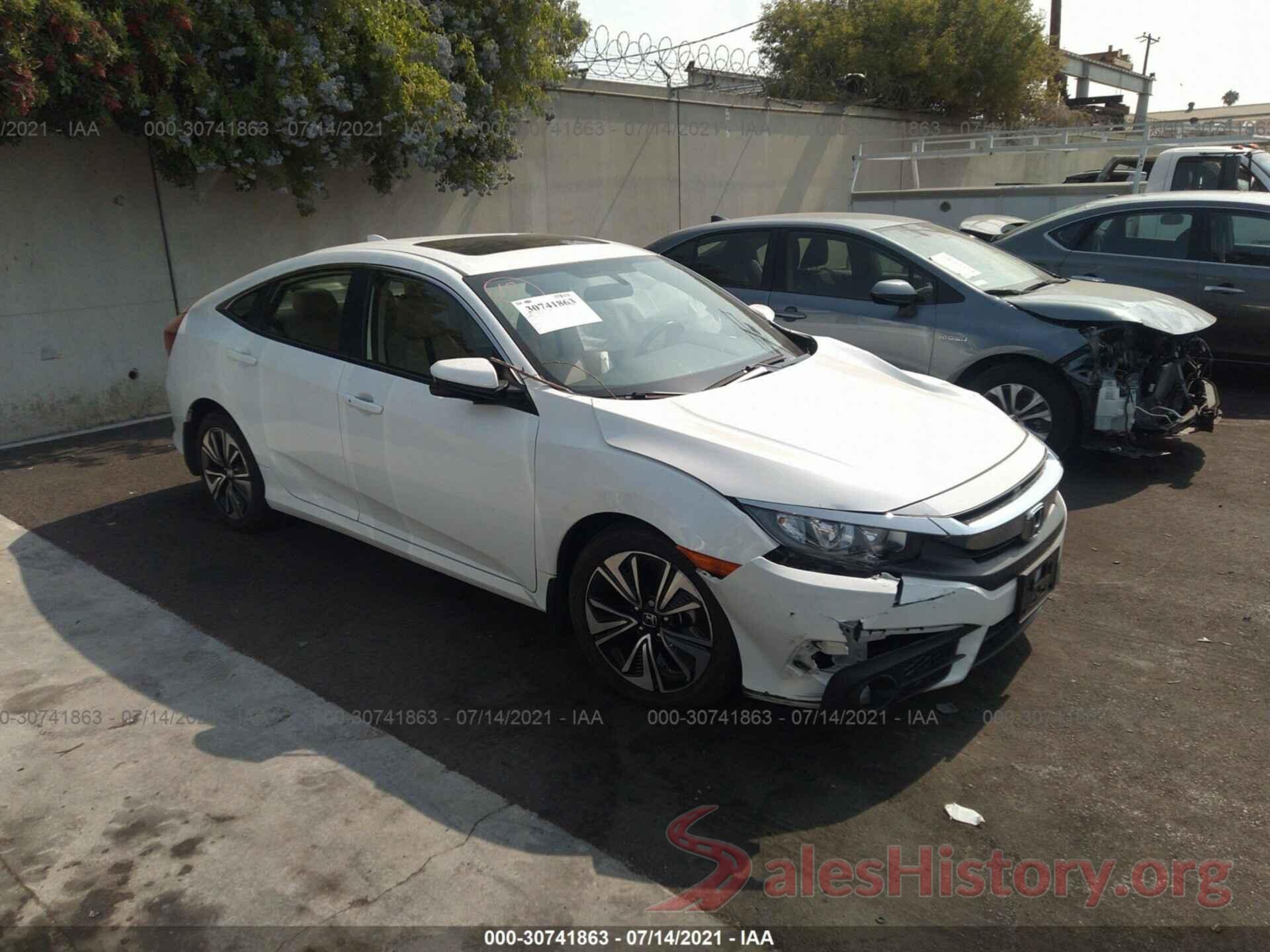 JHMFC1F33JX033185 2018 HONDA CIVIC SEDAN