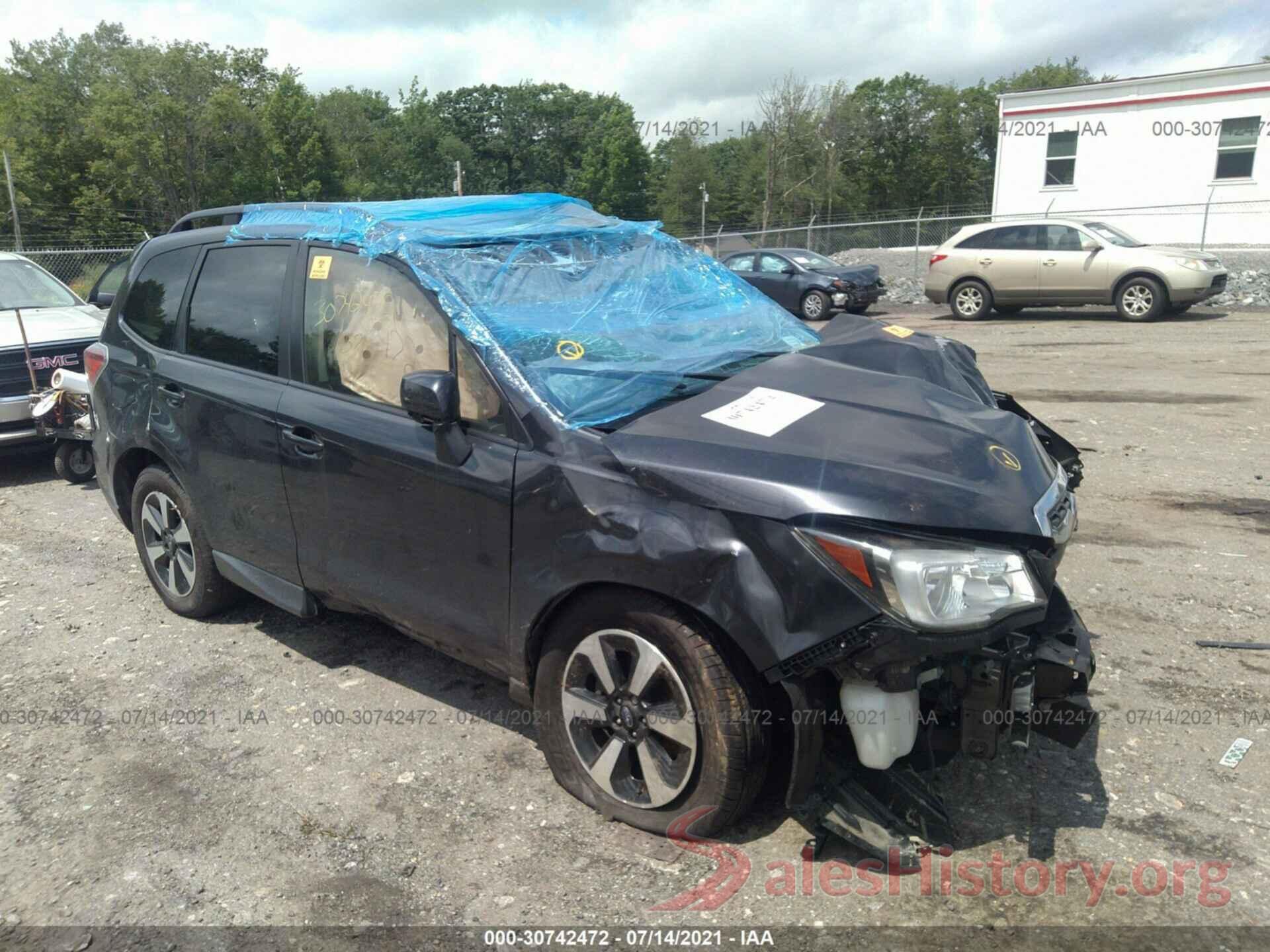 JF2SJAGC6JH508893 2018 SUBARU FORESTER