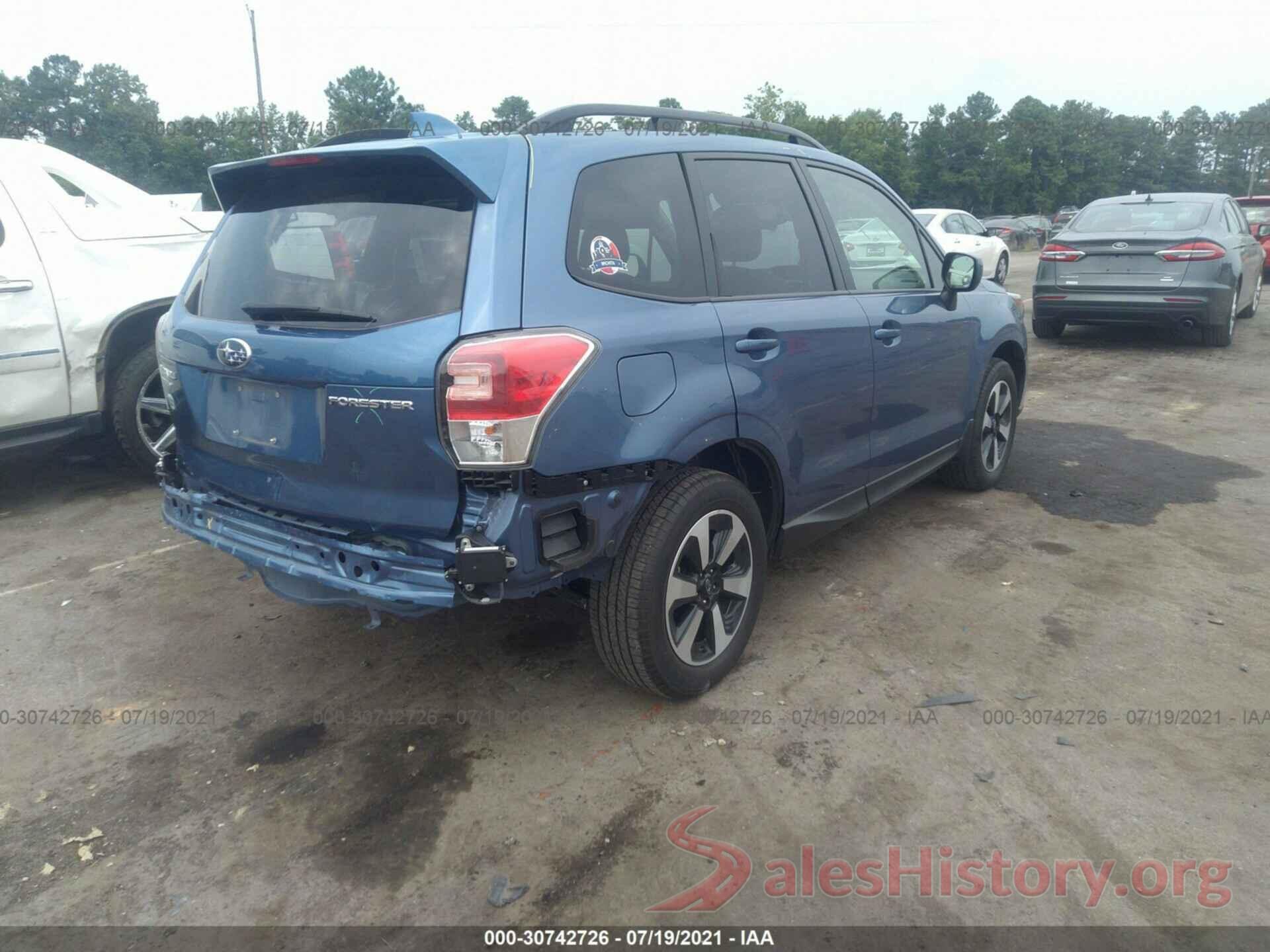 JF2SJAGC2JH470482 2018 SUBARU FORESTER