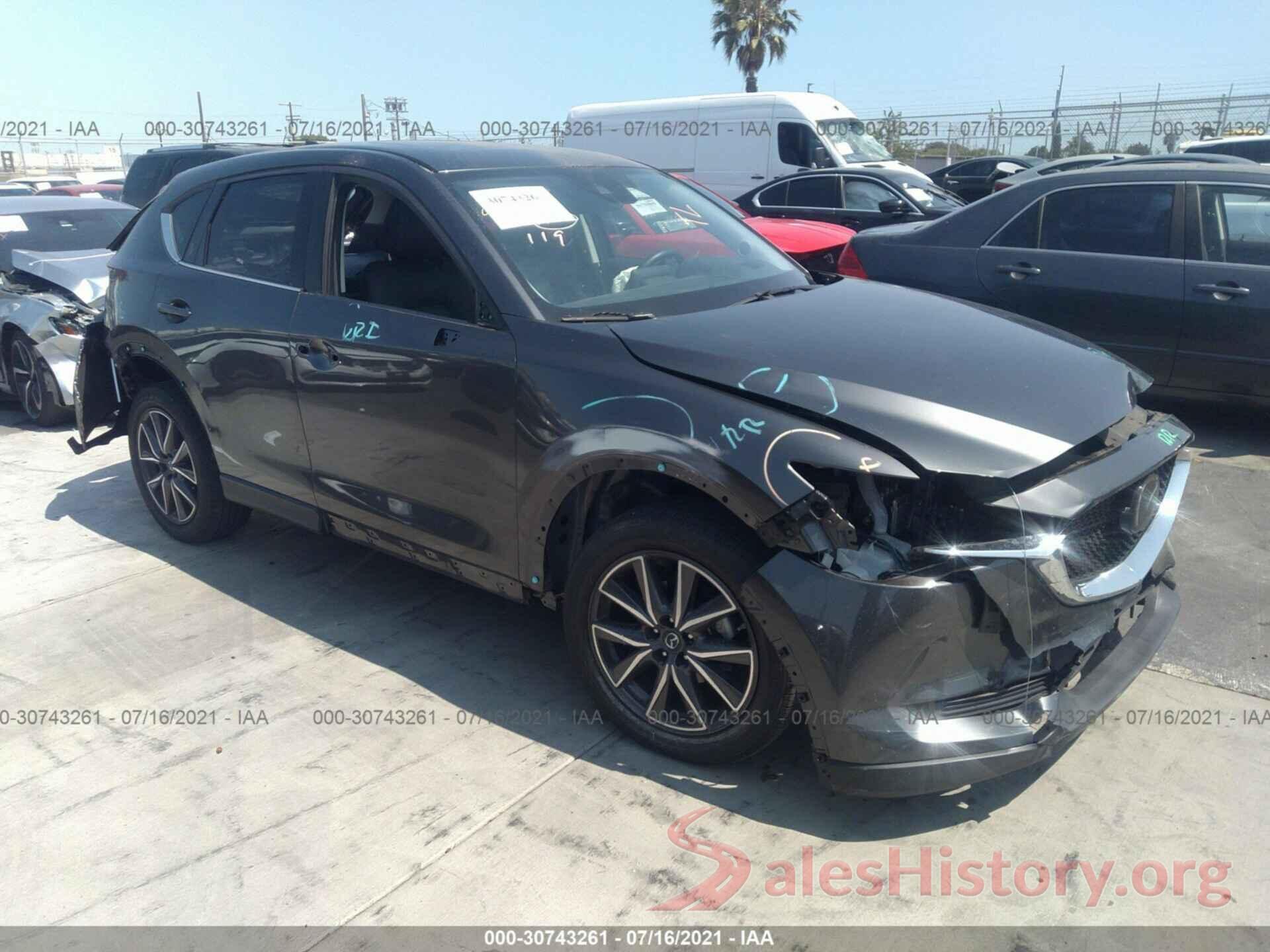 JM3KFBDM4J0382736 2018 MAZDA CX-5