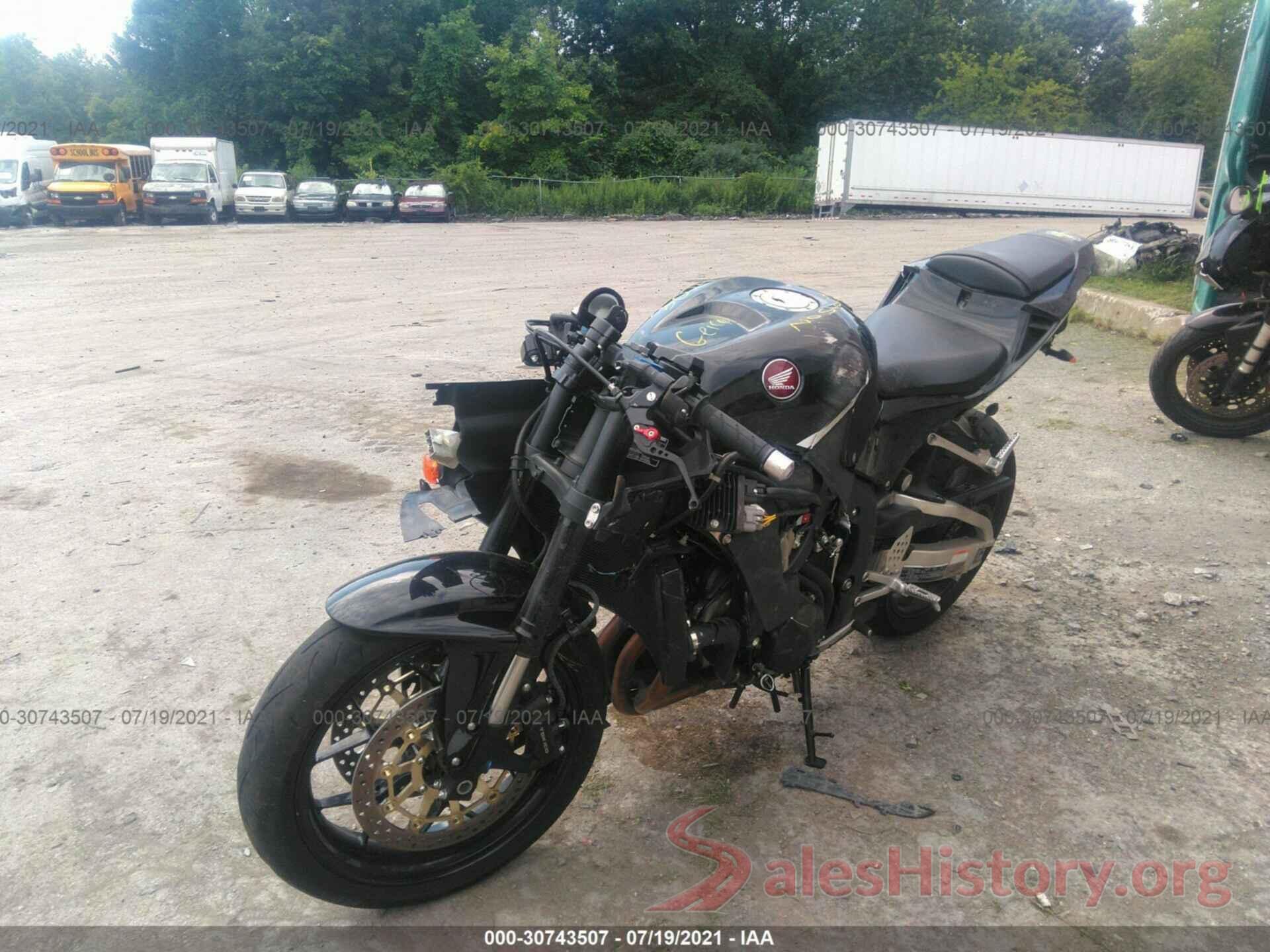 JH2PC40J0GK200629 2016 HONDA CBR600