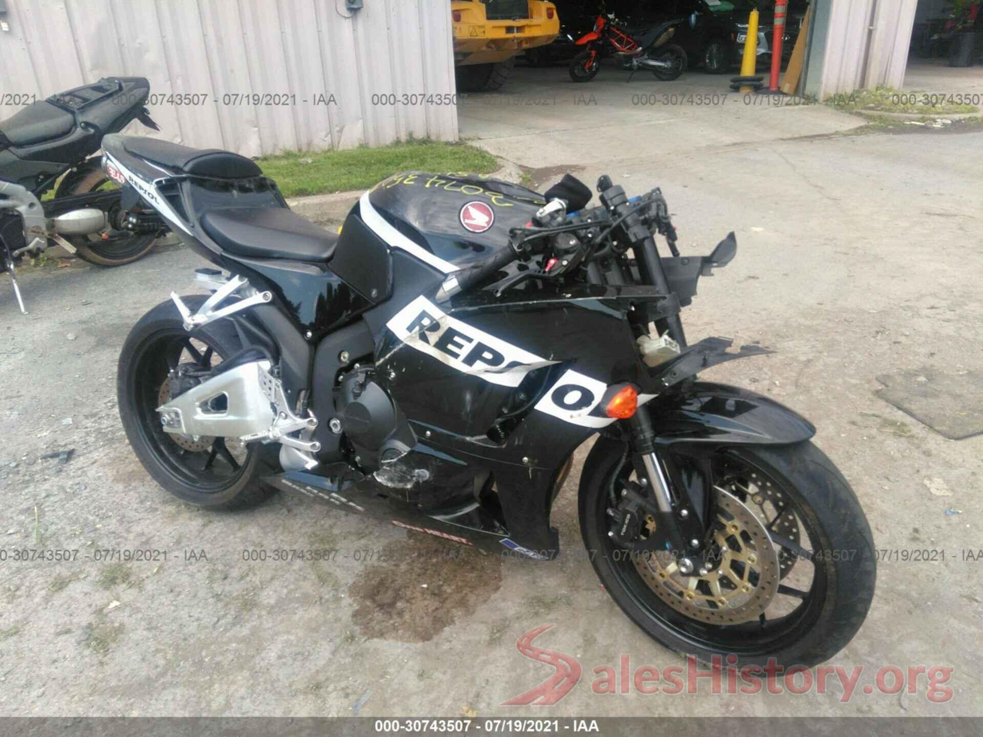 JH2PC40J0GK200629 2016 HONDA CBR600