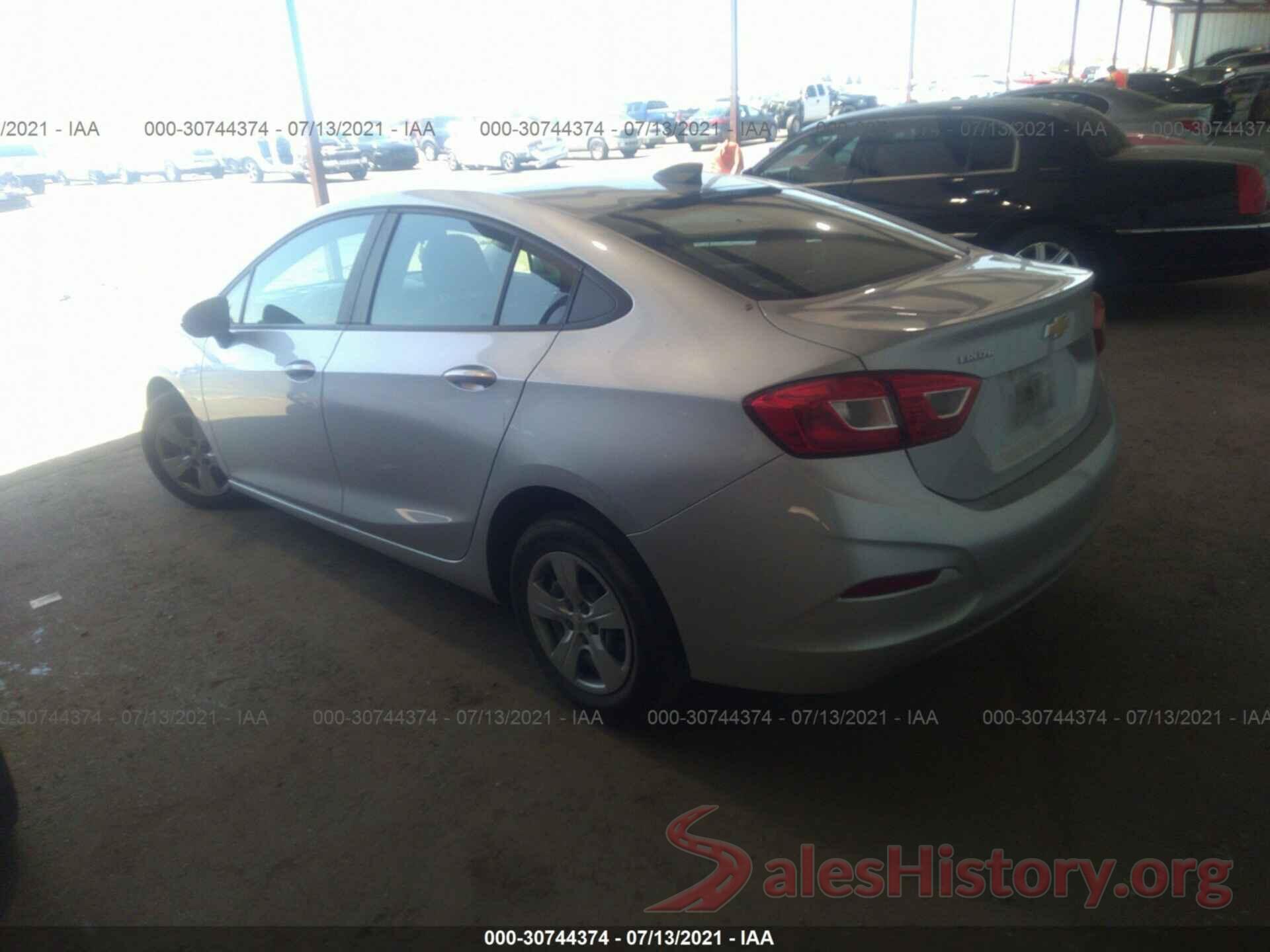 1G1BC5SM5J7225366 2018 CHEVROLET CRUZE