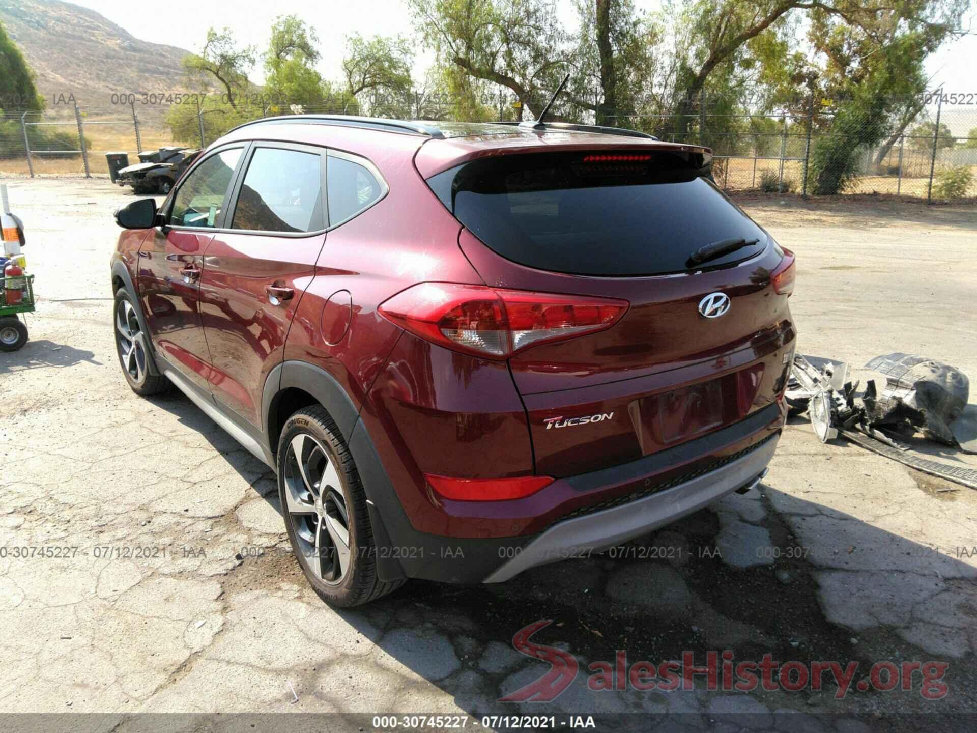 KM8J33A25HU561968 2017 HYUNDAI TUCSON