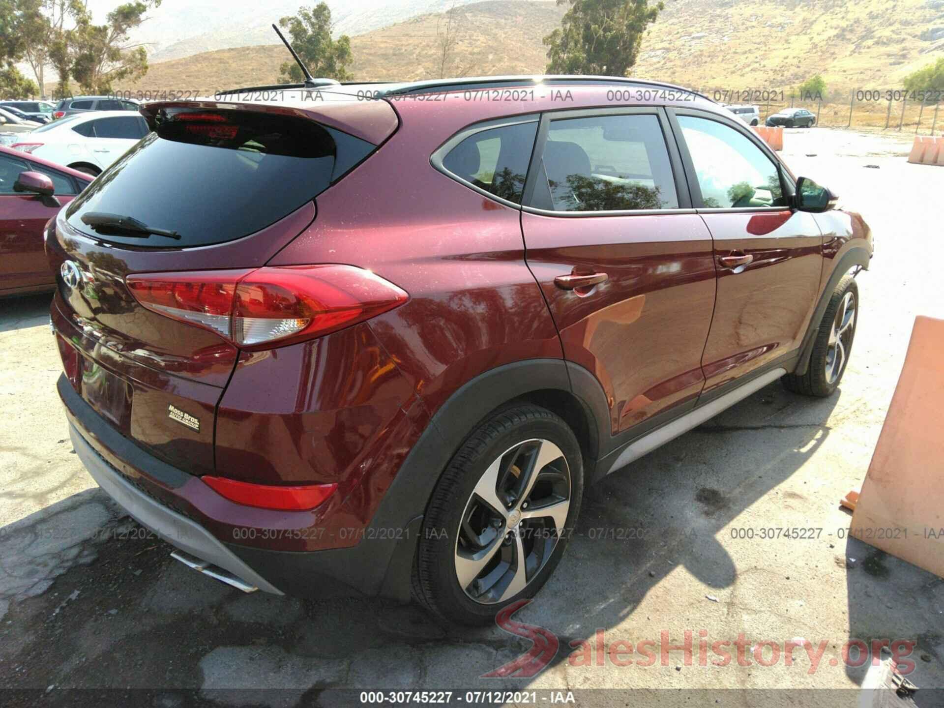 KM8J33A25HU561968 2017 HYUNDAI TUCSON