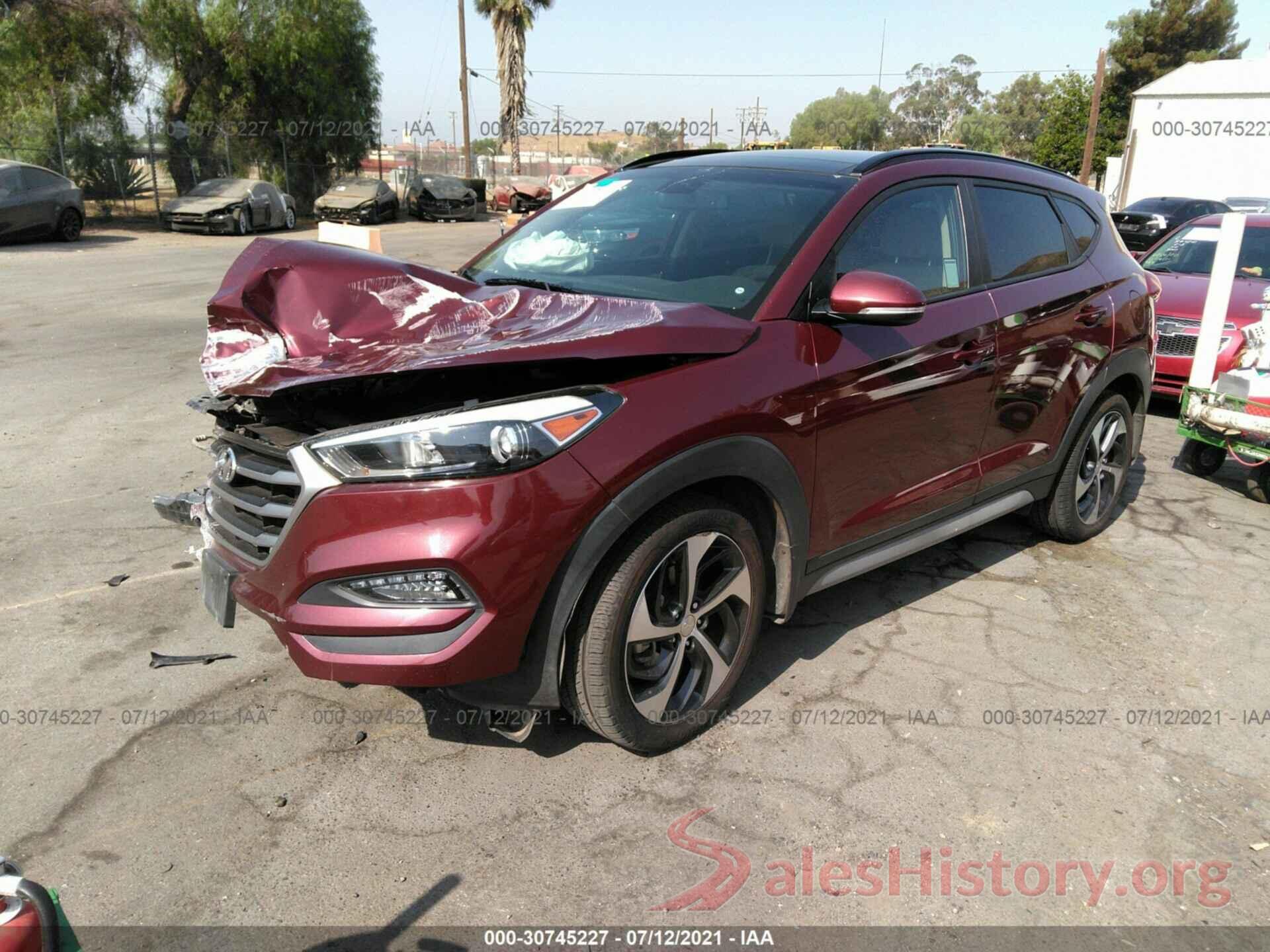 KM8J33A25HU561968 2017 HYUNDAI TUCSON