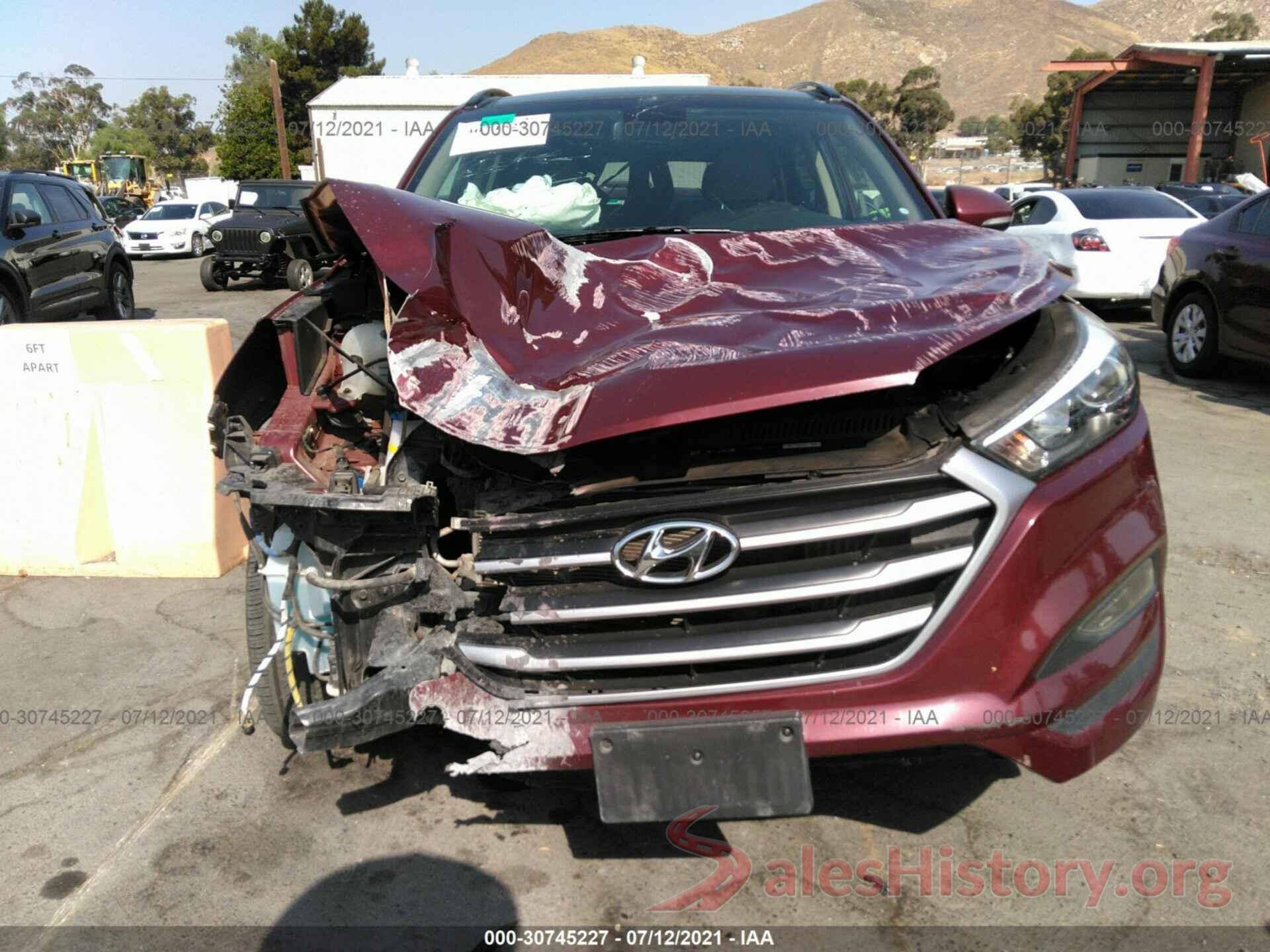 KM8J33A25HU561968 2017 HYUNDAI TUCSON