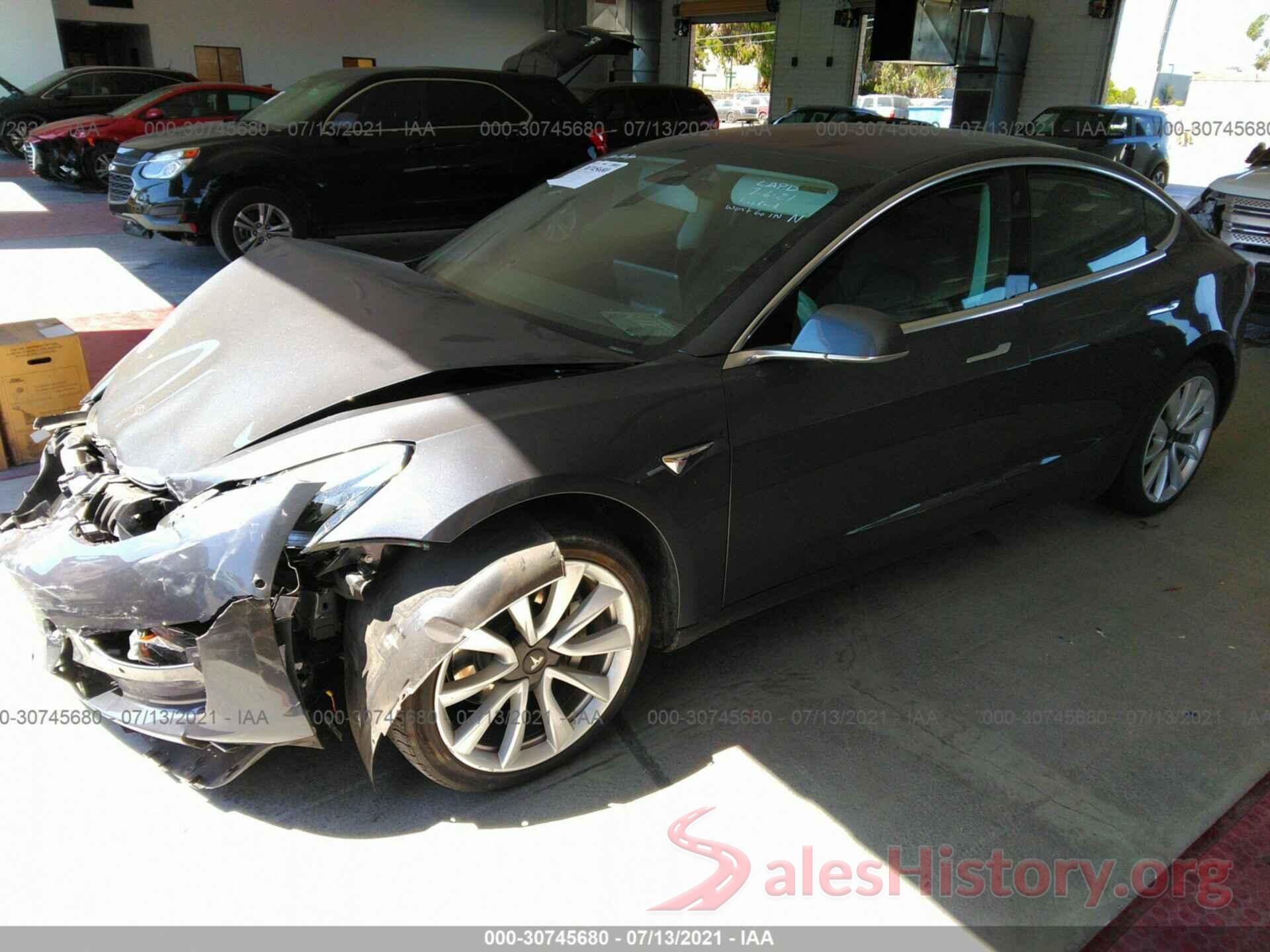 5YJ3E1EA0JF023898 2018 TESLA MODEL 3