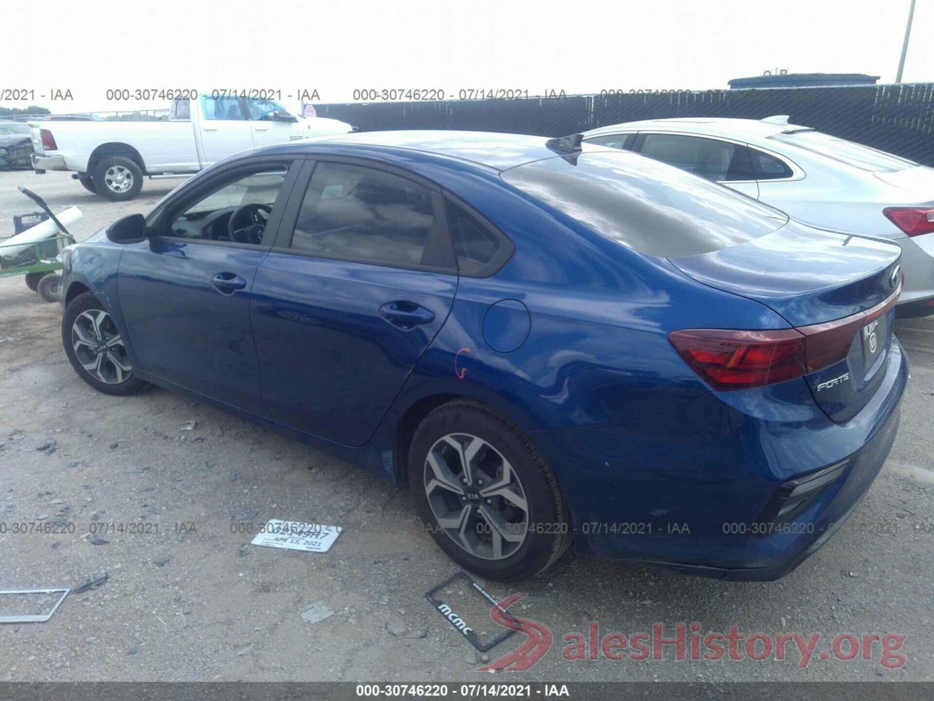 3KPF24AD7ME302766 2021 KIA FORTE