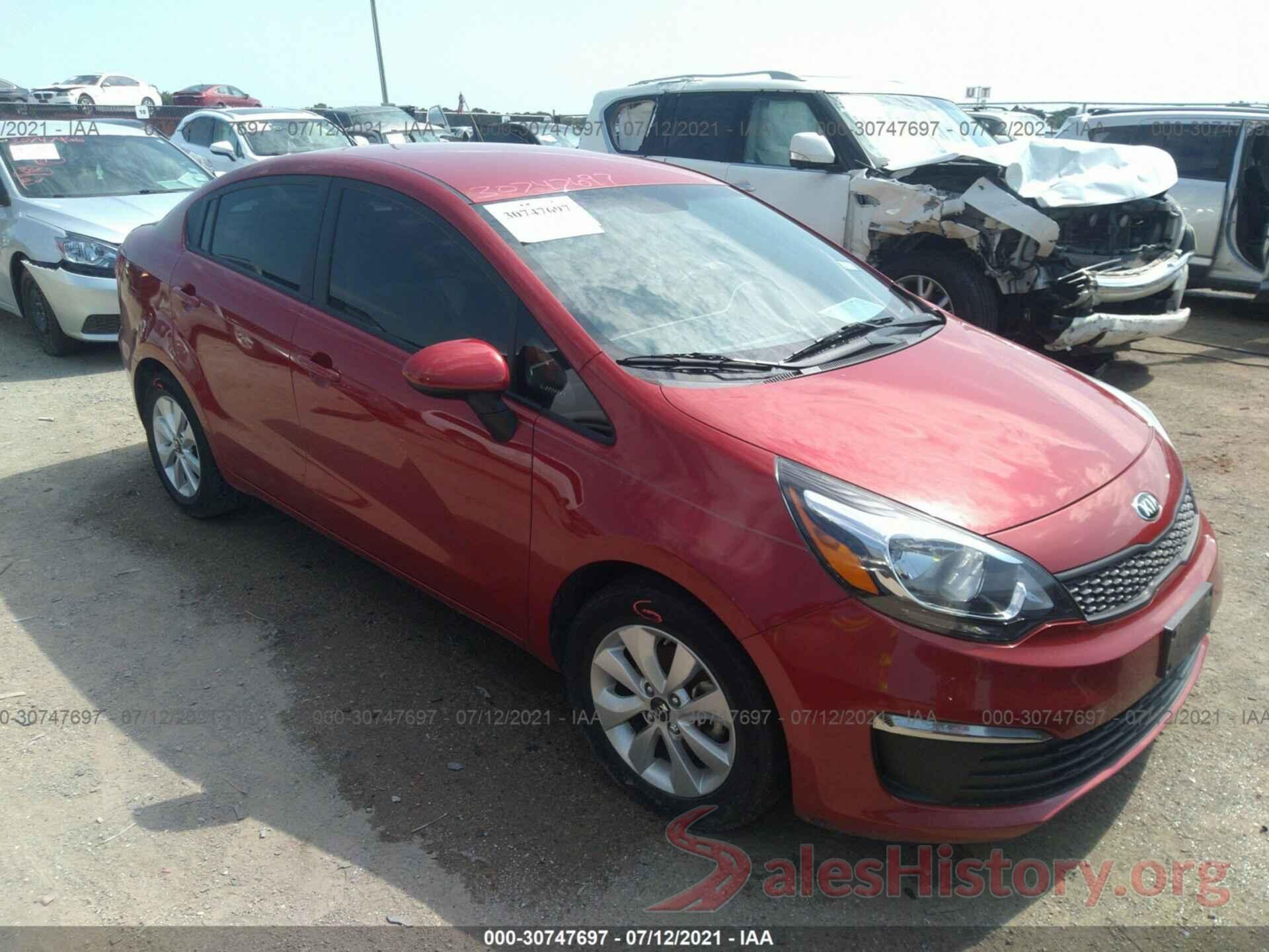 KNADM4A36H6061574 2017 KIA RIO