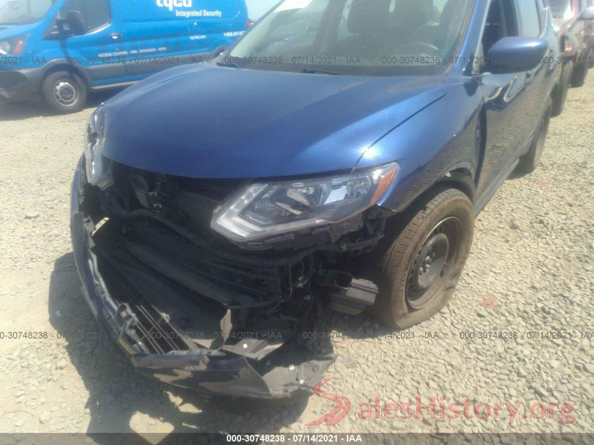 KNMAT2MV6JP564760 2018 NISSAN ROGUE