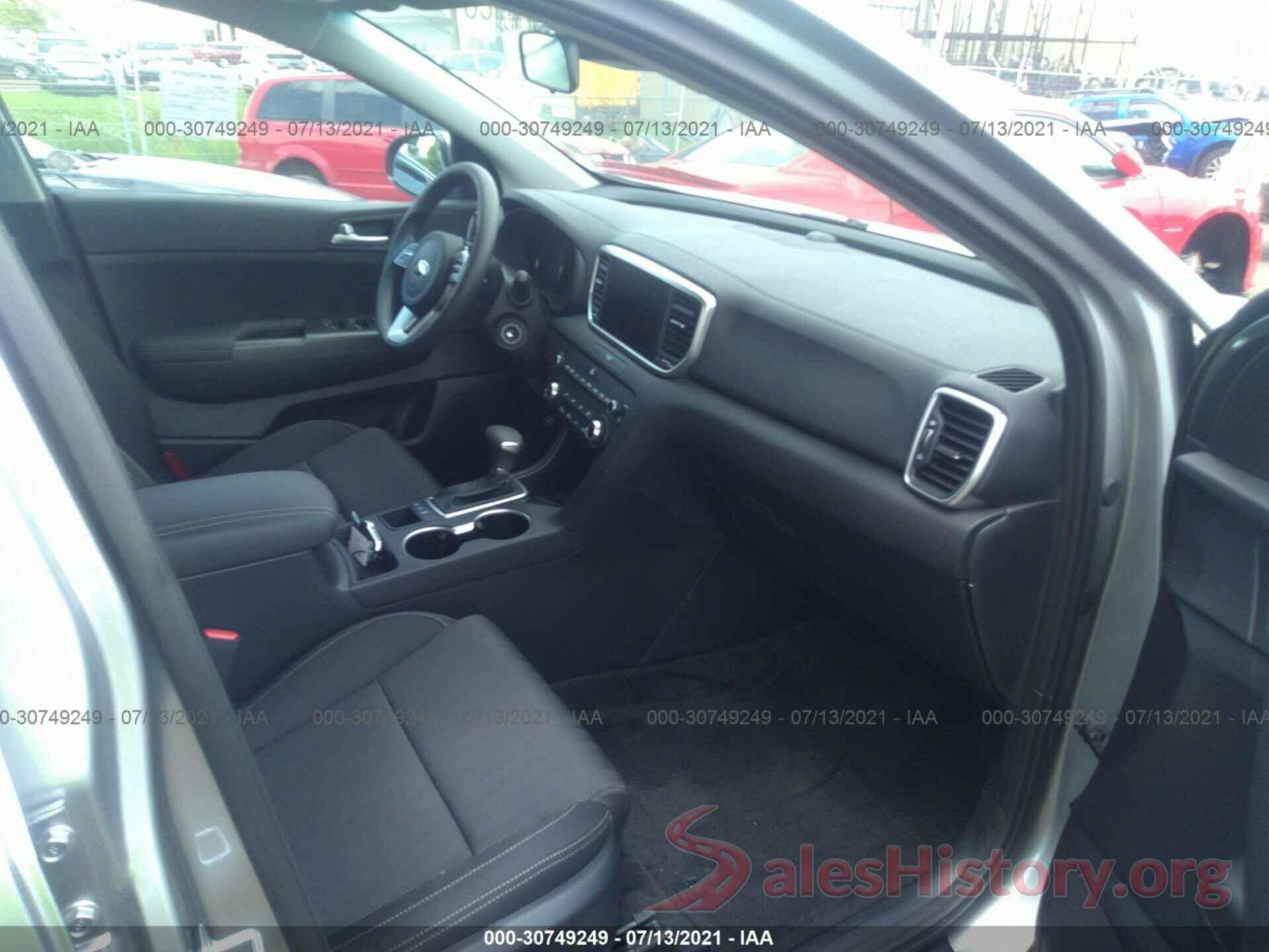 KNDPMCAC0M7945301 2021 KIA SPORTAGE